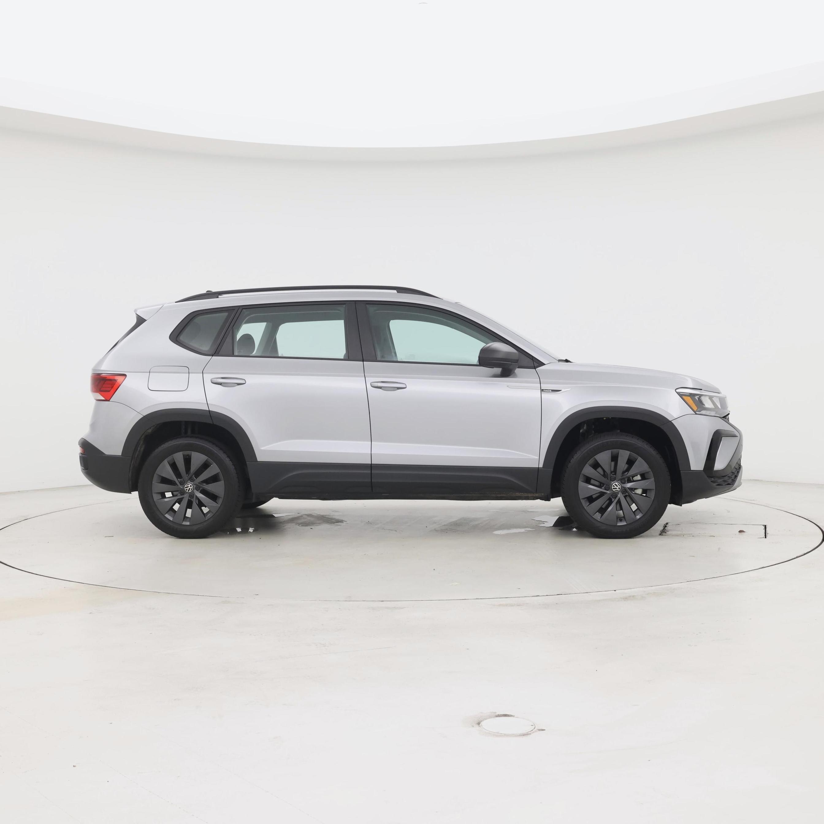 Thumbnail: 2023 Volkswagen Taos - 7