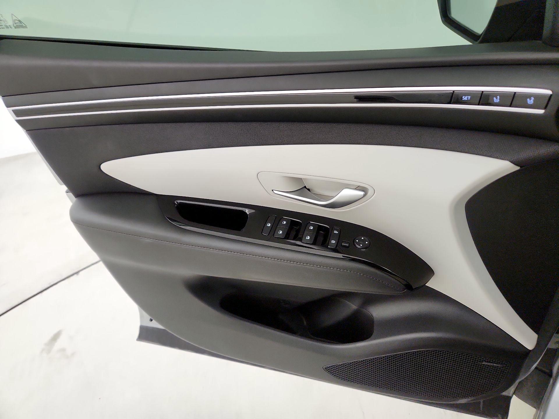 Thumbnail: 2023 Hyundai Tucson - 12