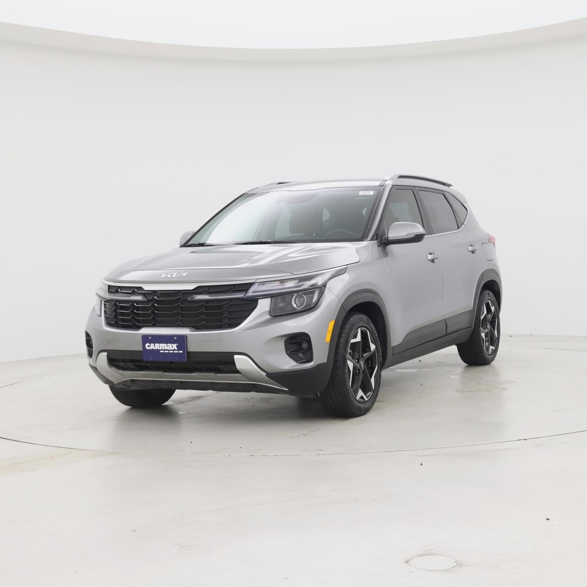 Thumbnail: 2024 Kia Seltos - 4