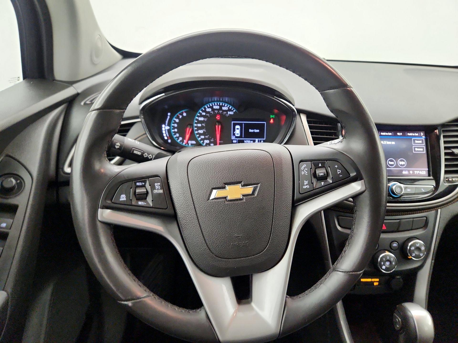 Thumbnail: 2020 Chevrolet Trax - 10