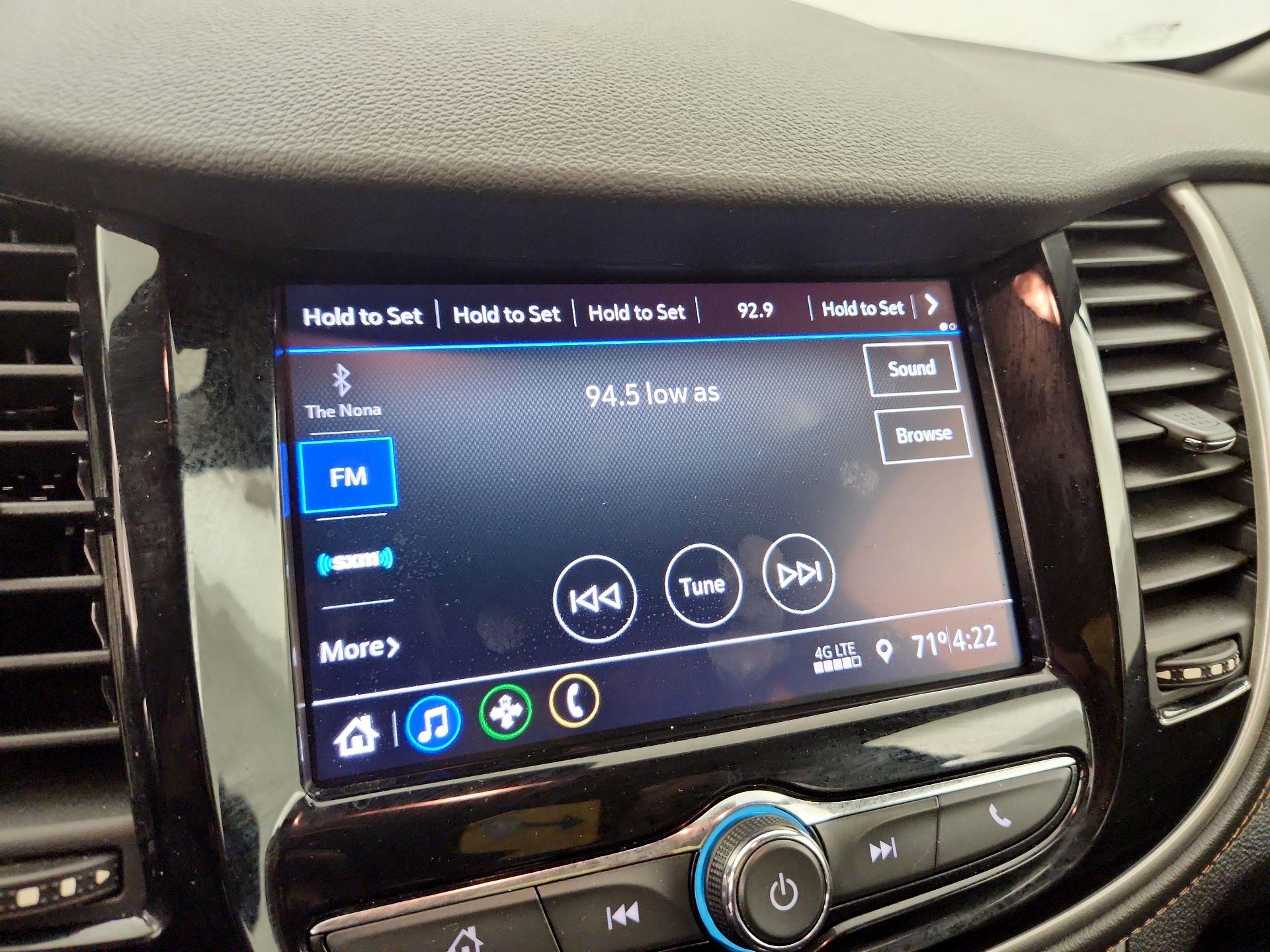 Thumbnail: 2020 Chevrolet Trax - 15