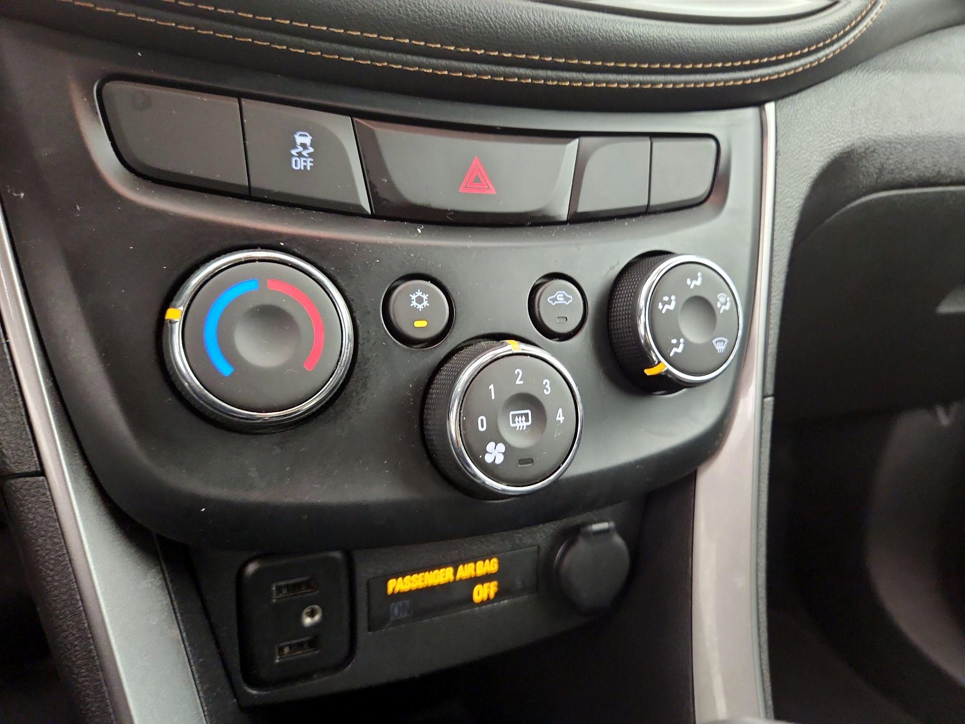 Thumbnail: 2020 Chevrolet Trax - 16