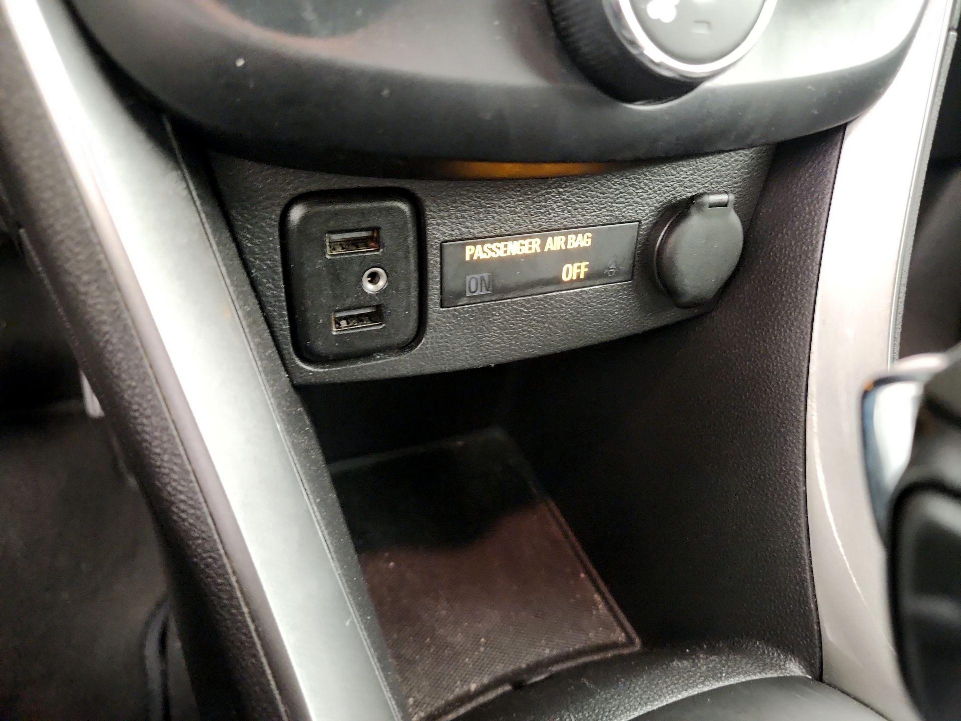 Thumbnail: 2020 Chevrolet Trax - 18