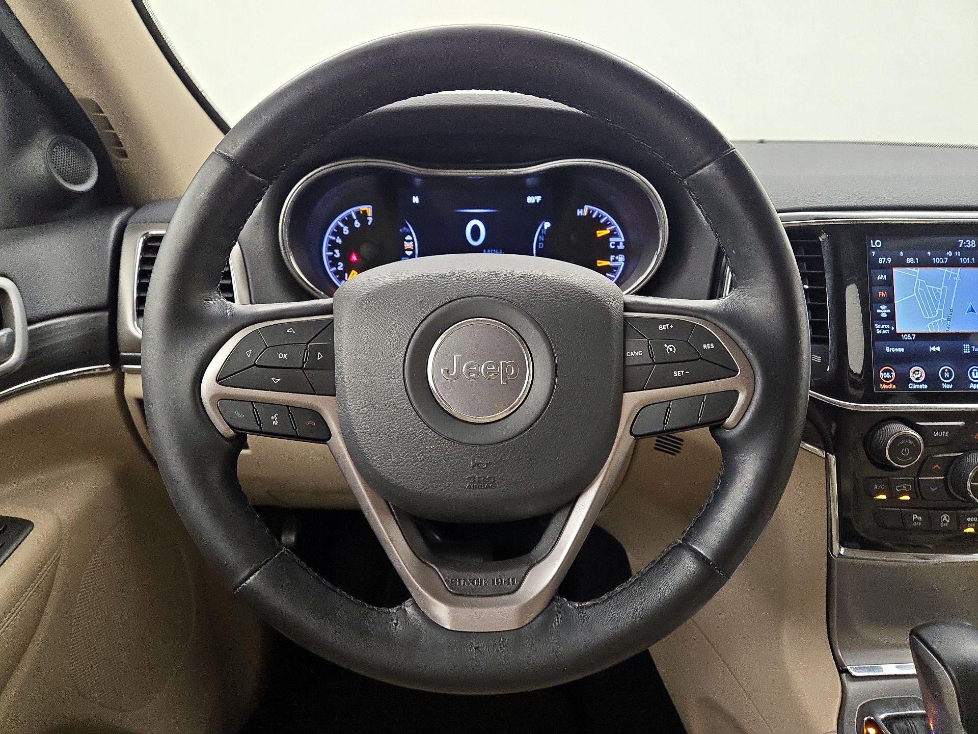 Thumbnail: 2020 Jeep Grand Cherokee - 10