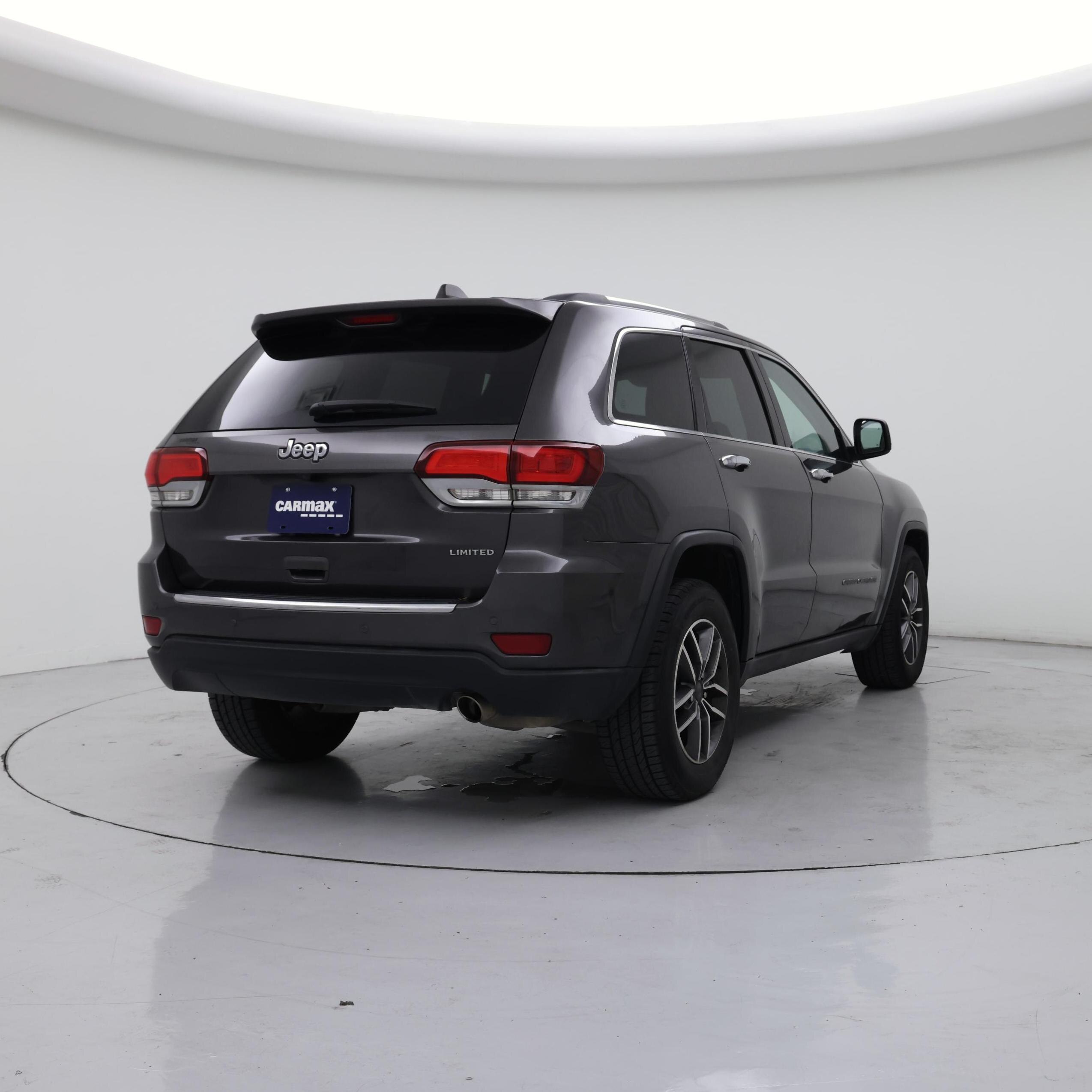 Thumbnail: 2020 Jeep Grand Cherokee - 8