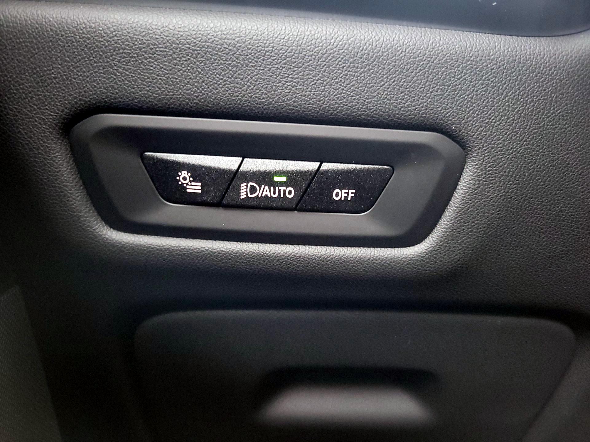 Thumbnail: 2025 BMW X5 - 13