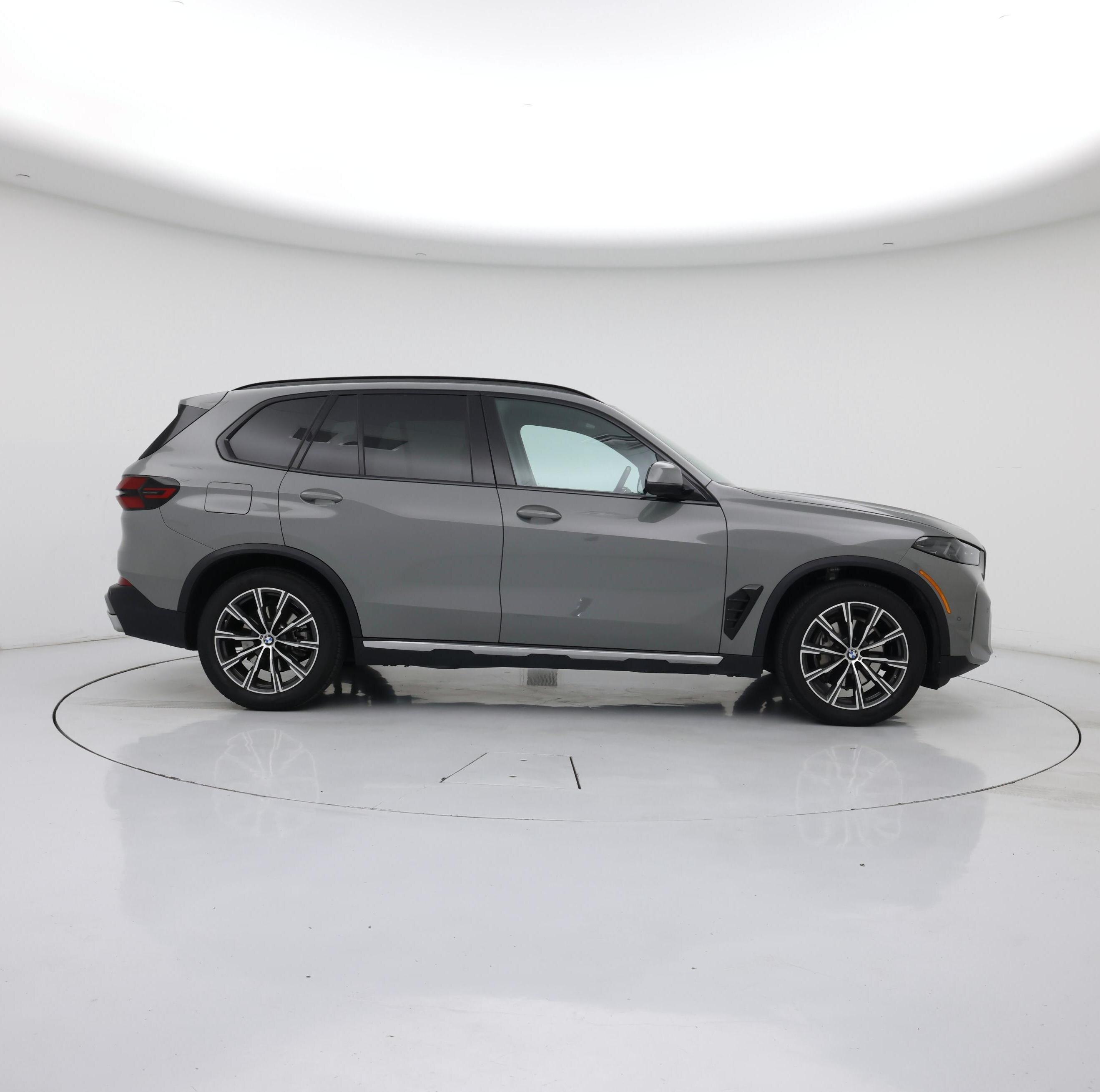 Thumbnail: 2025 BMW X5 - 7