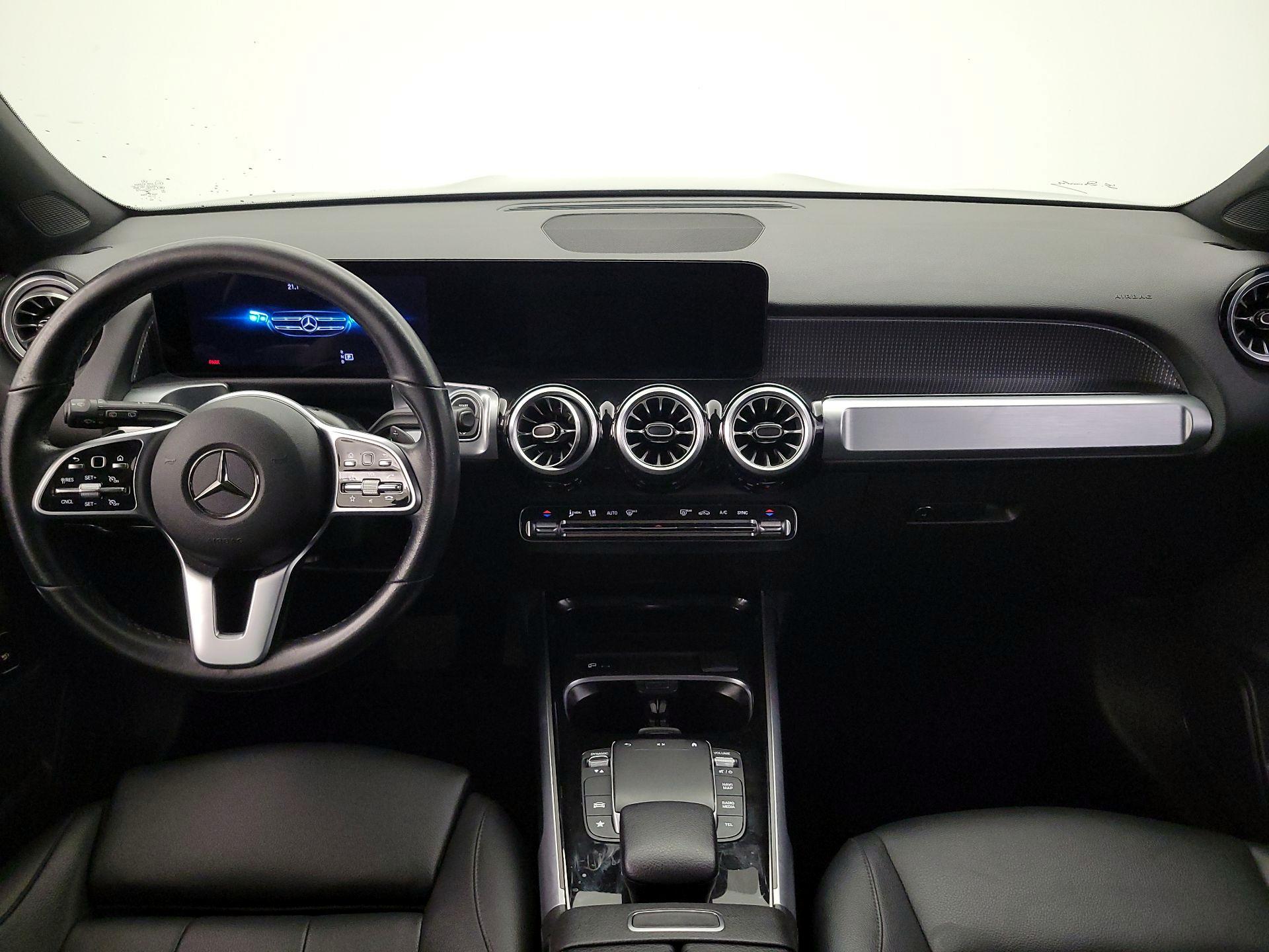 Thumbnail: 2022 Mercedes-Benz GLB - 9