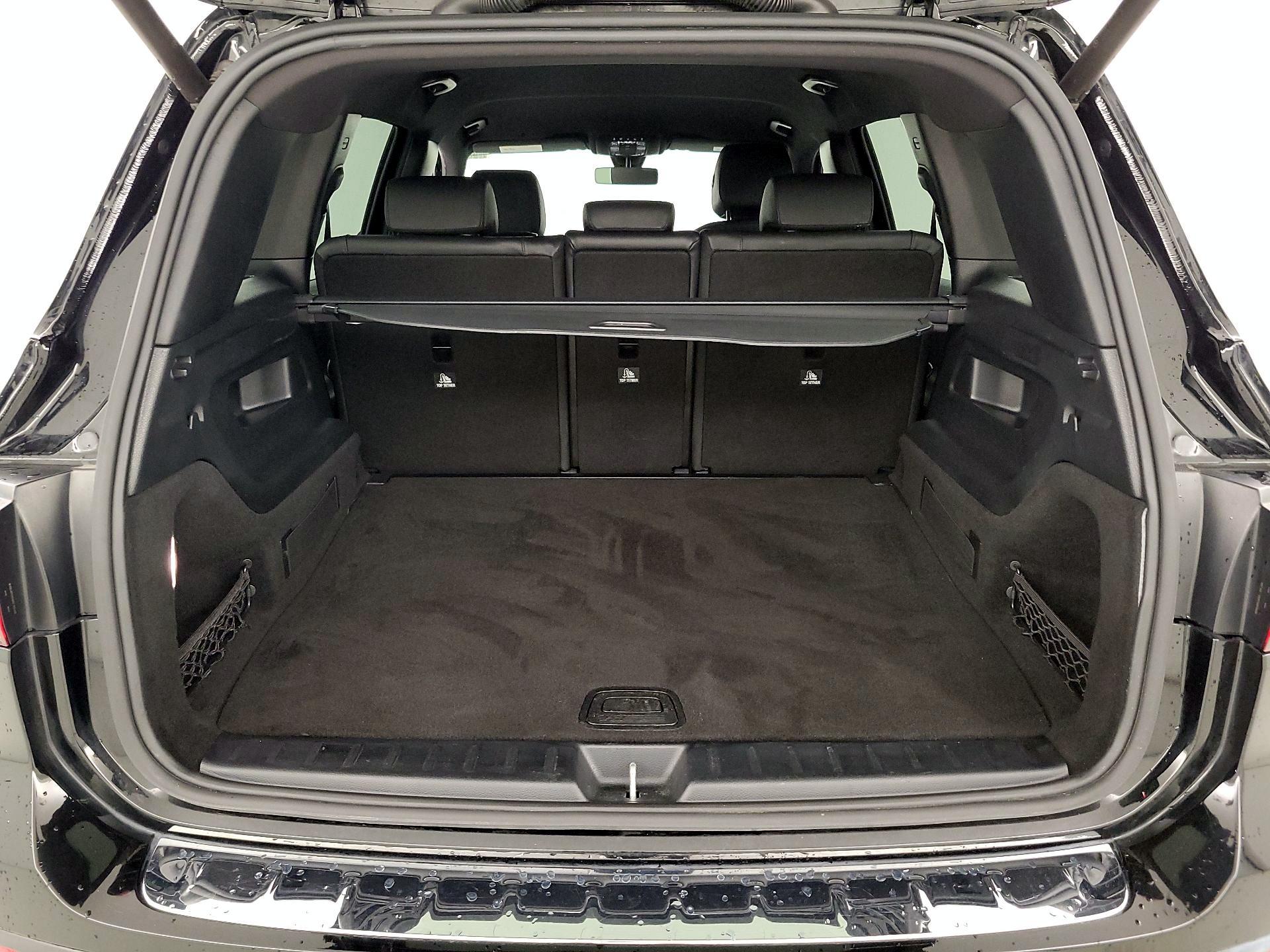 Thumbnail: 2022 Mercedes-Benz GLB - 20