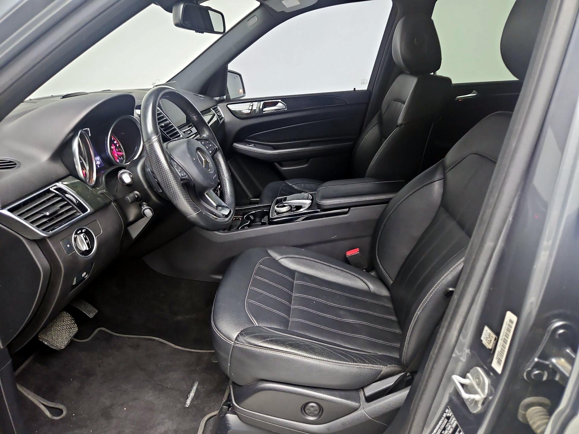 Thumbnail: 2017 Mercedes-Benz GLE - 11