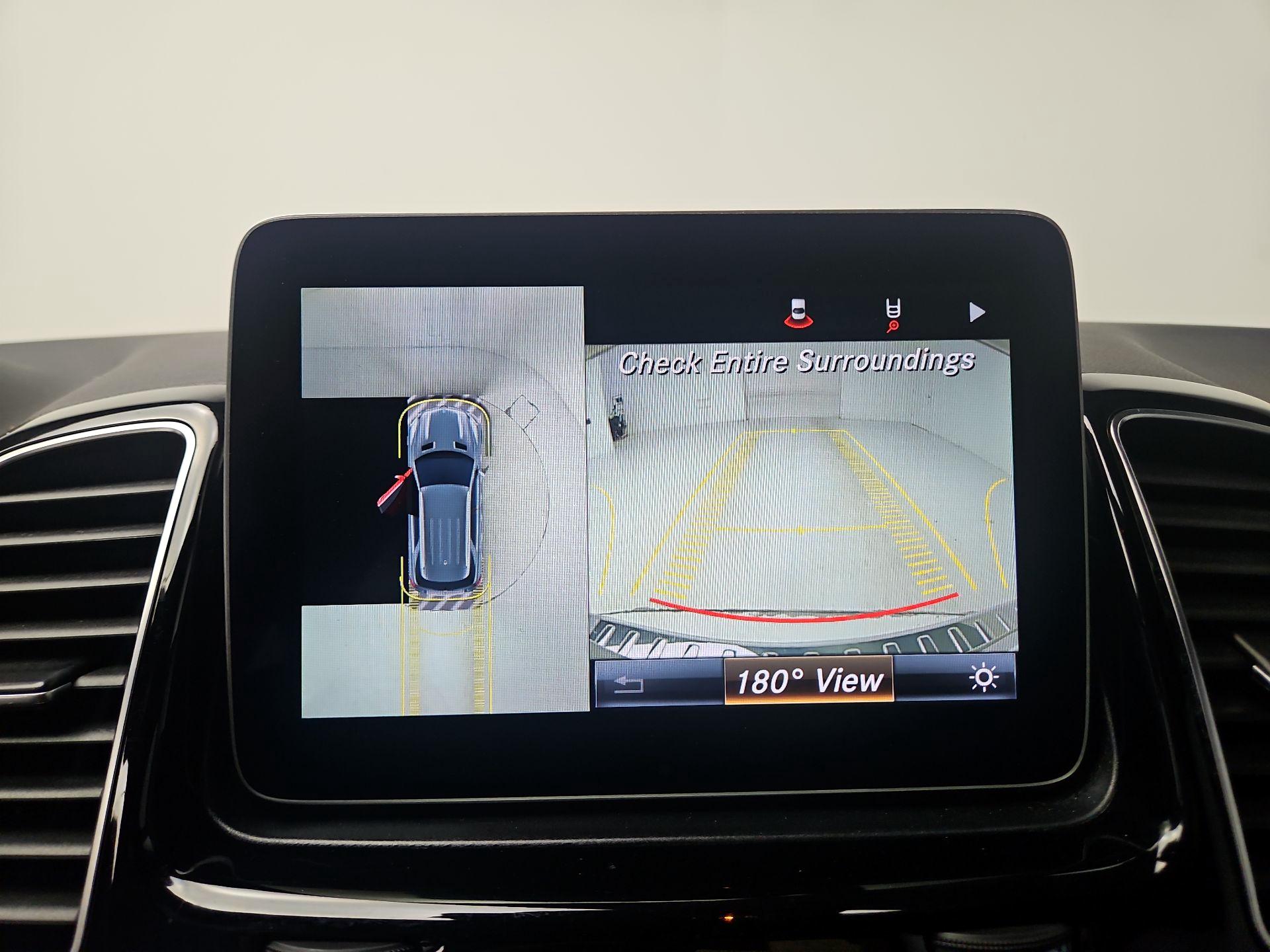 Thumbnail: 2017 Mercedes-Benz GLE - 15