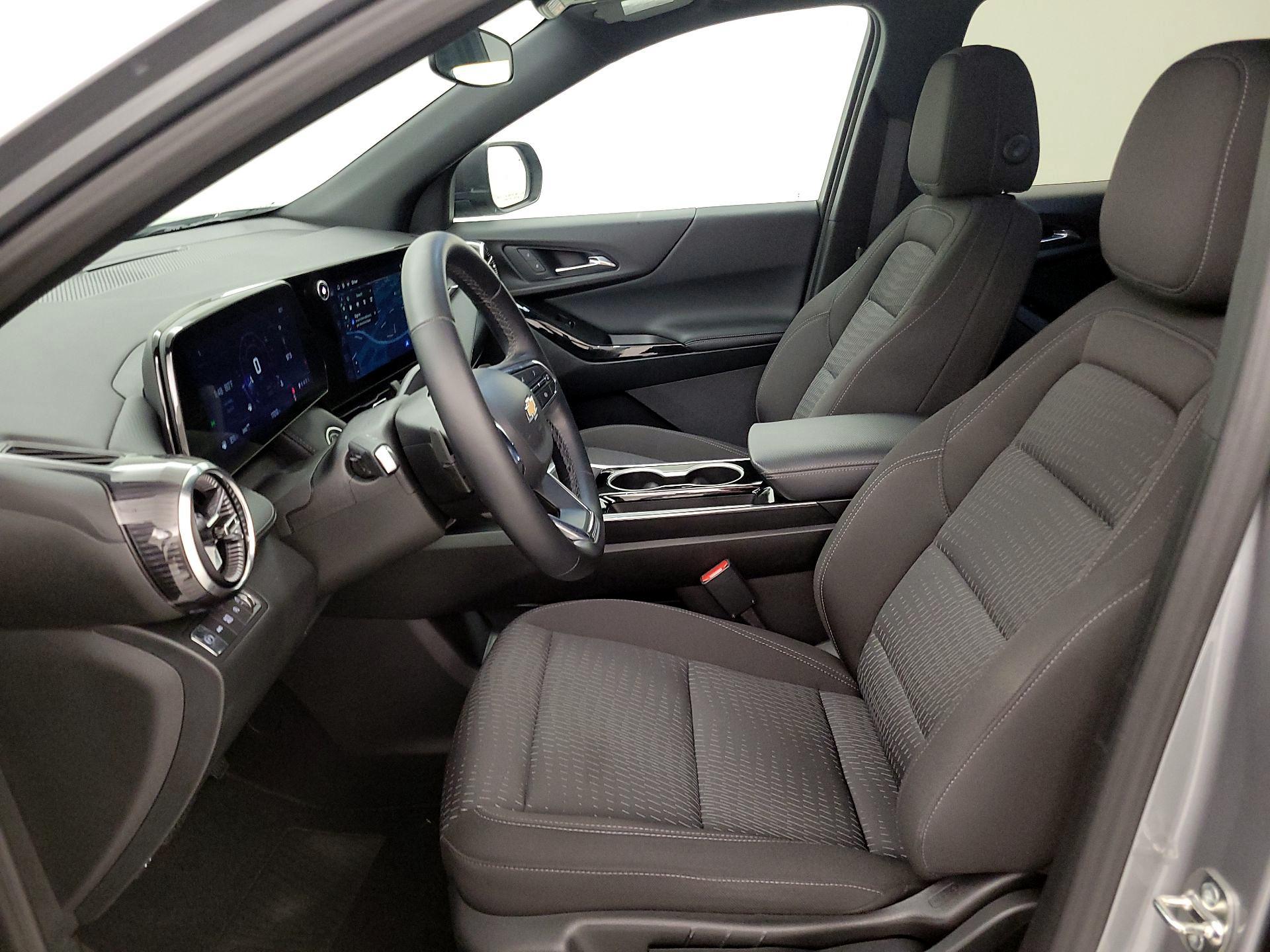 Thumbnail: 2025 Chevrolet Equinox - 11