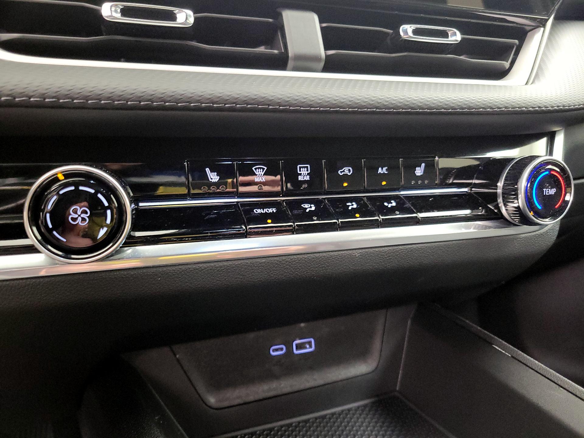 Thumbnail: 2025 Chevrolet Equinox - 17