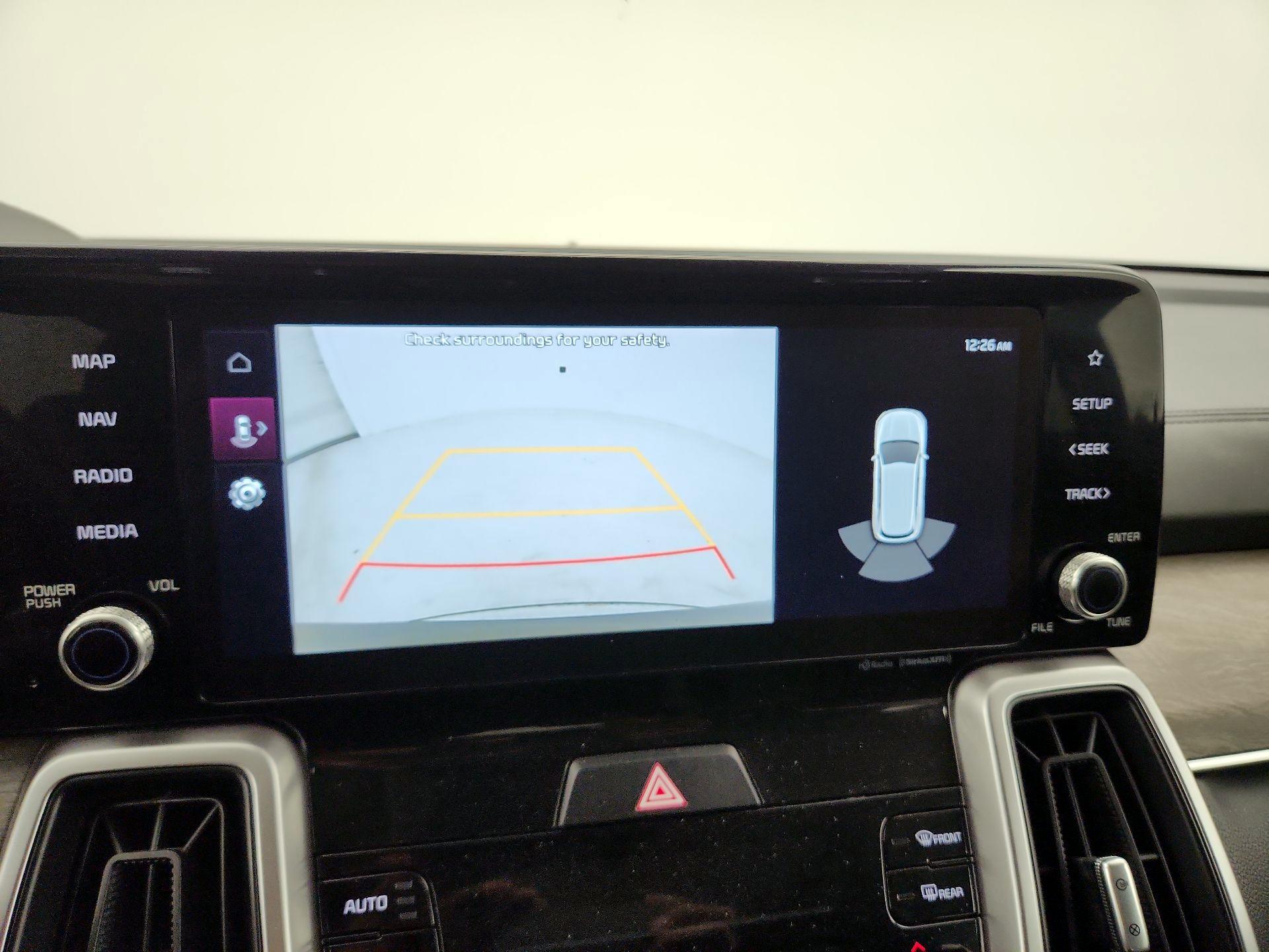 Thumbnail: 2023 Kia Sorento - 15