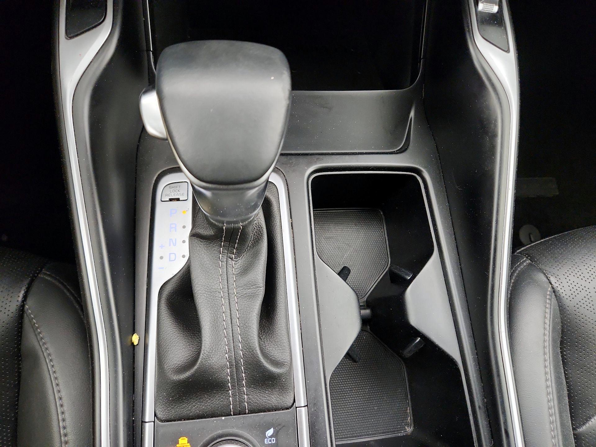 Thumbnail: 2023 Kia Sorento - 18