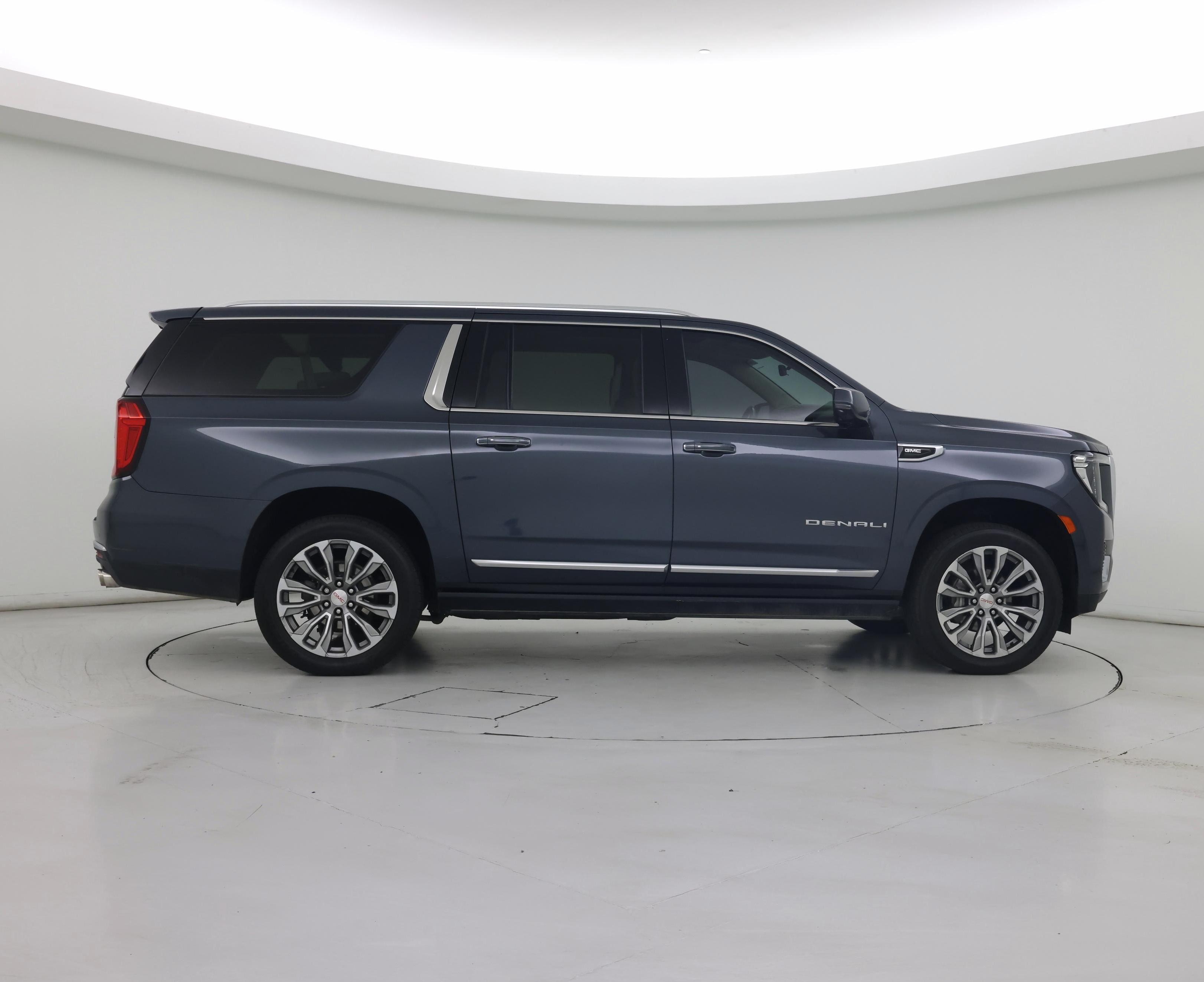 Thumbnail: 2021 GMC Yukon XL - 7