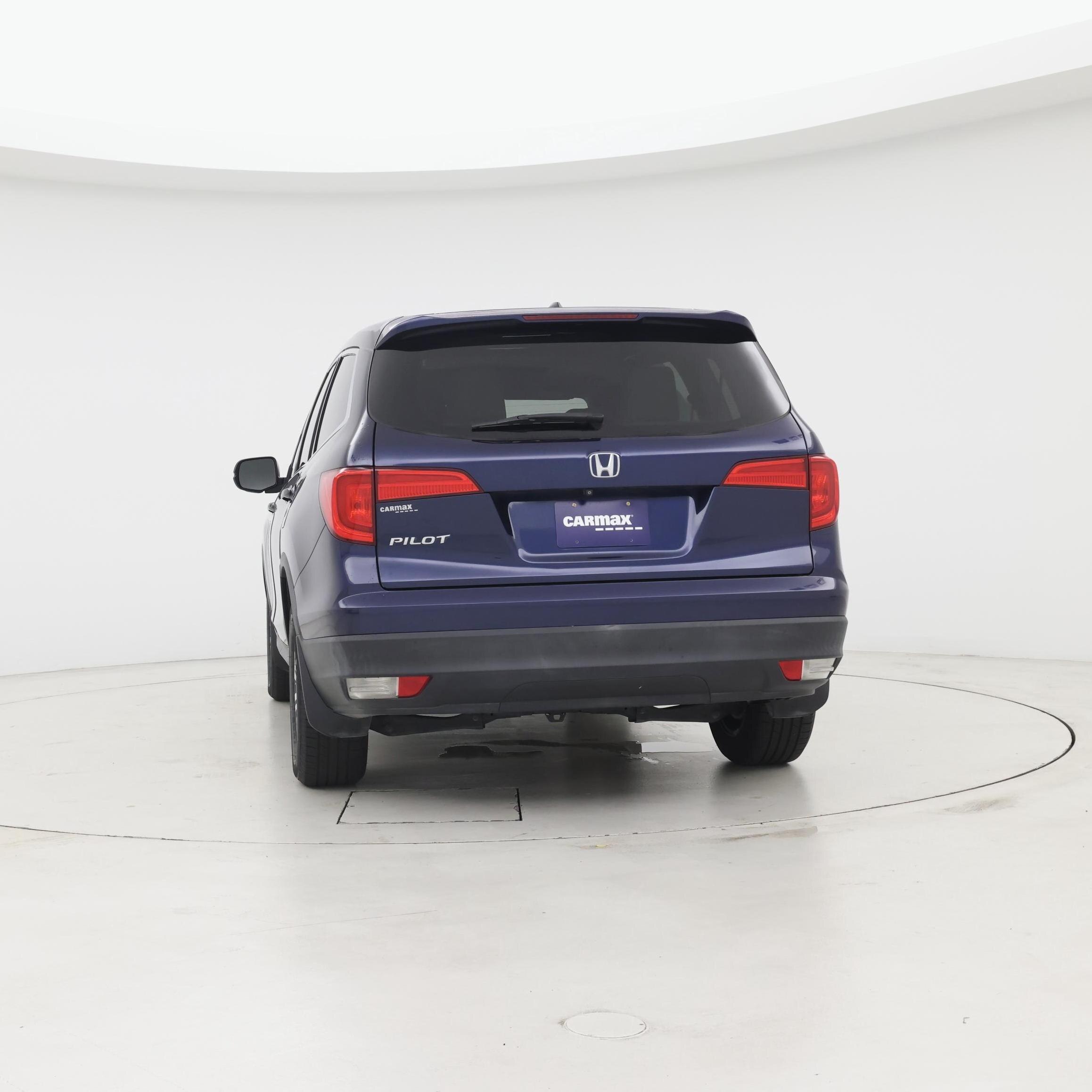 Thumbnail: 2017 Honda Pilot - 6