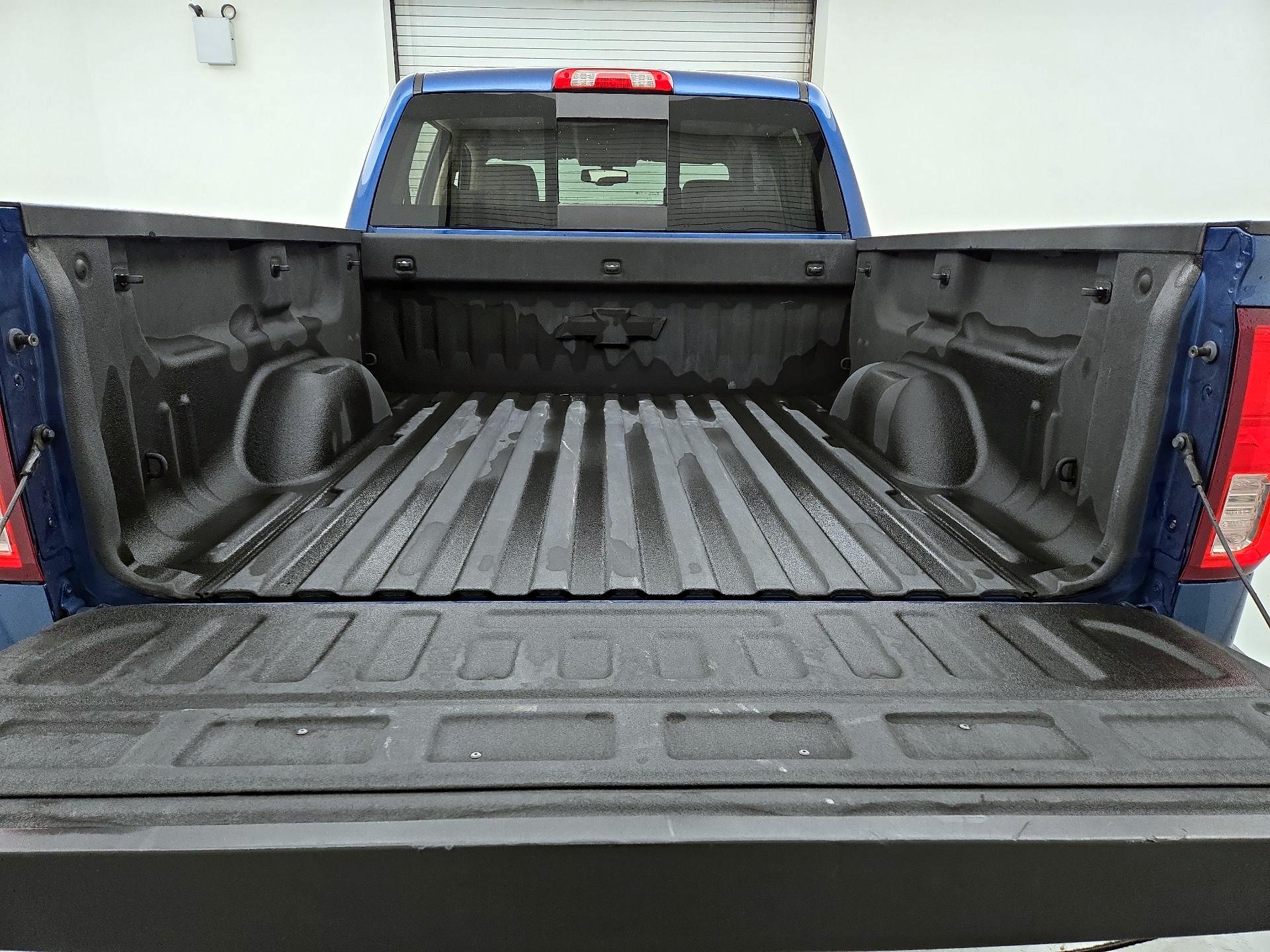 Thumbnail: 2018 Chevrolet Silverado 1500 - 20