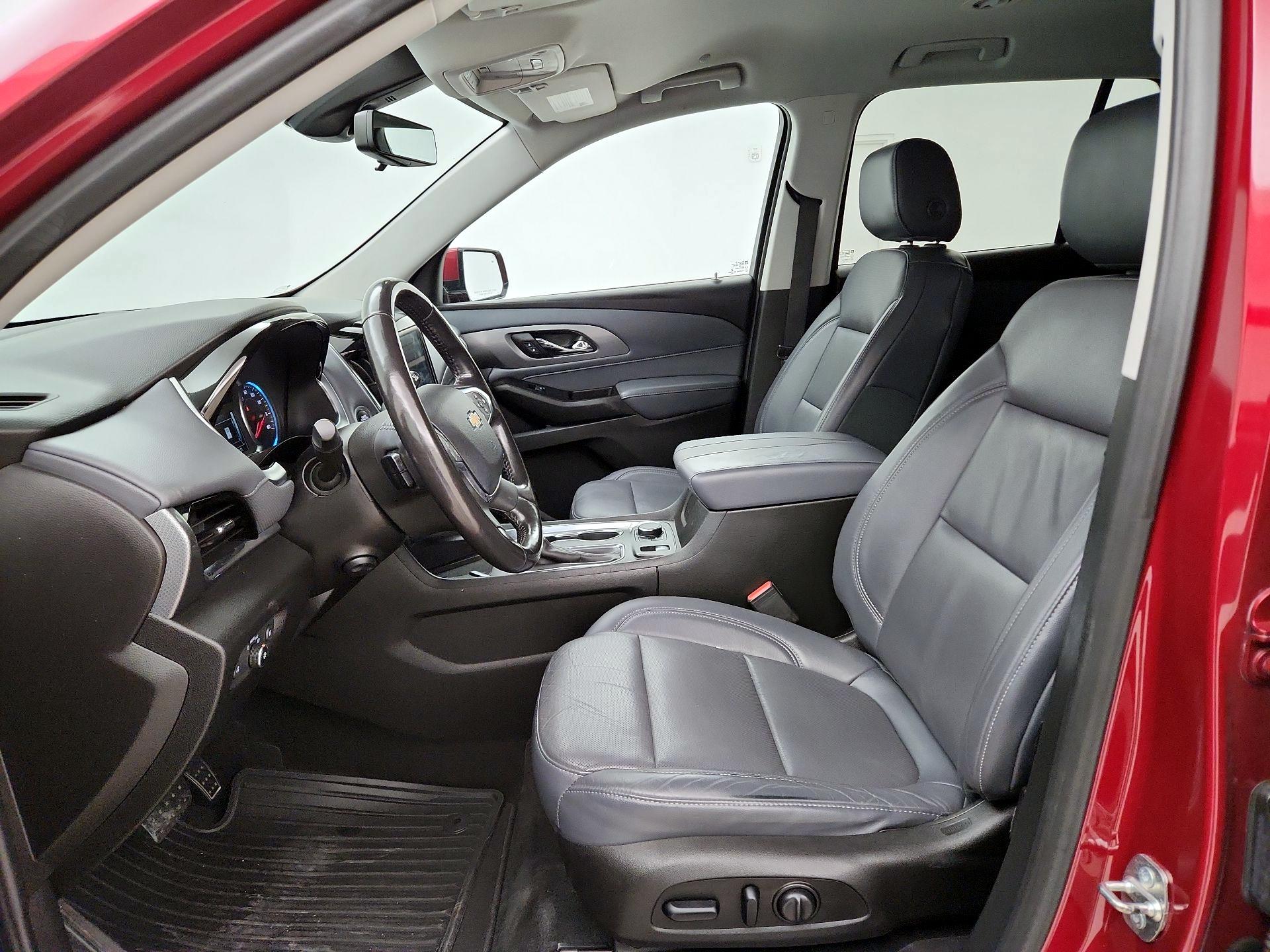 Thumbnail: 2018 Chevrolet Traverse - 11