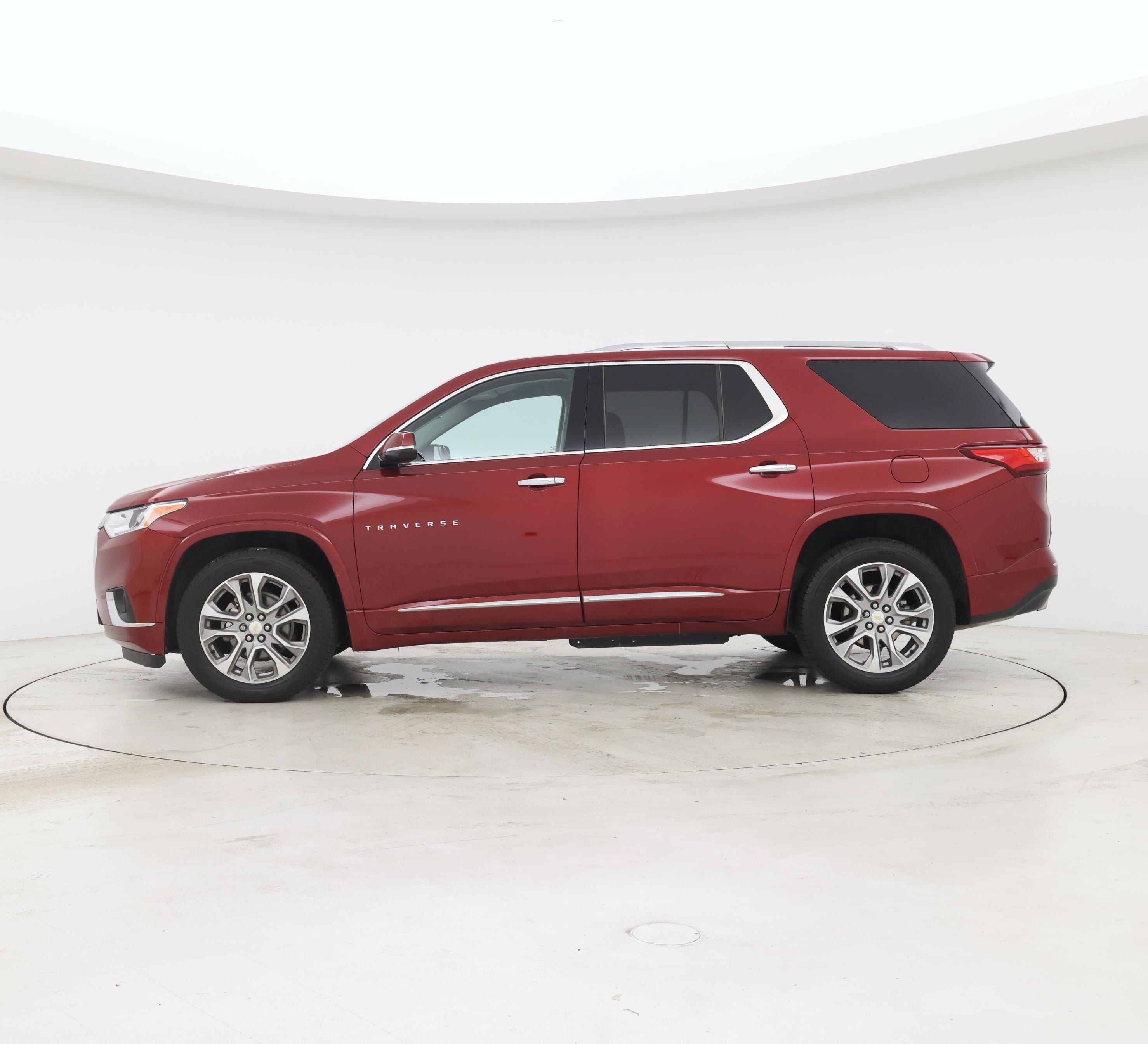 Thumbnail: 2018 Chevrolet Traverse - 3