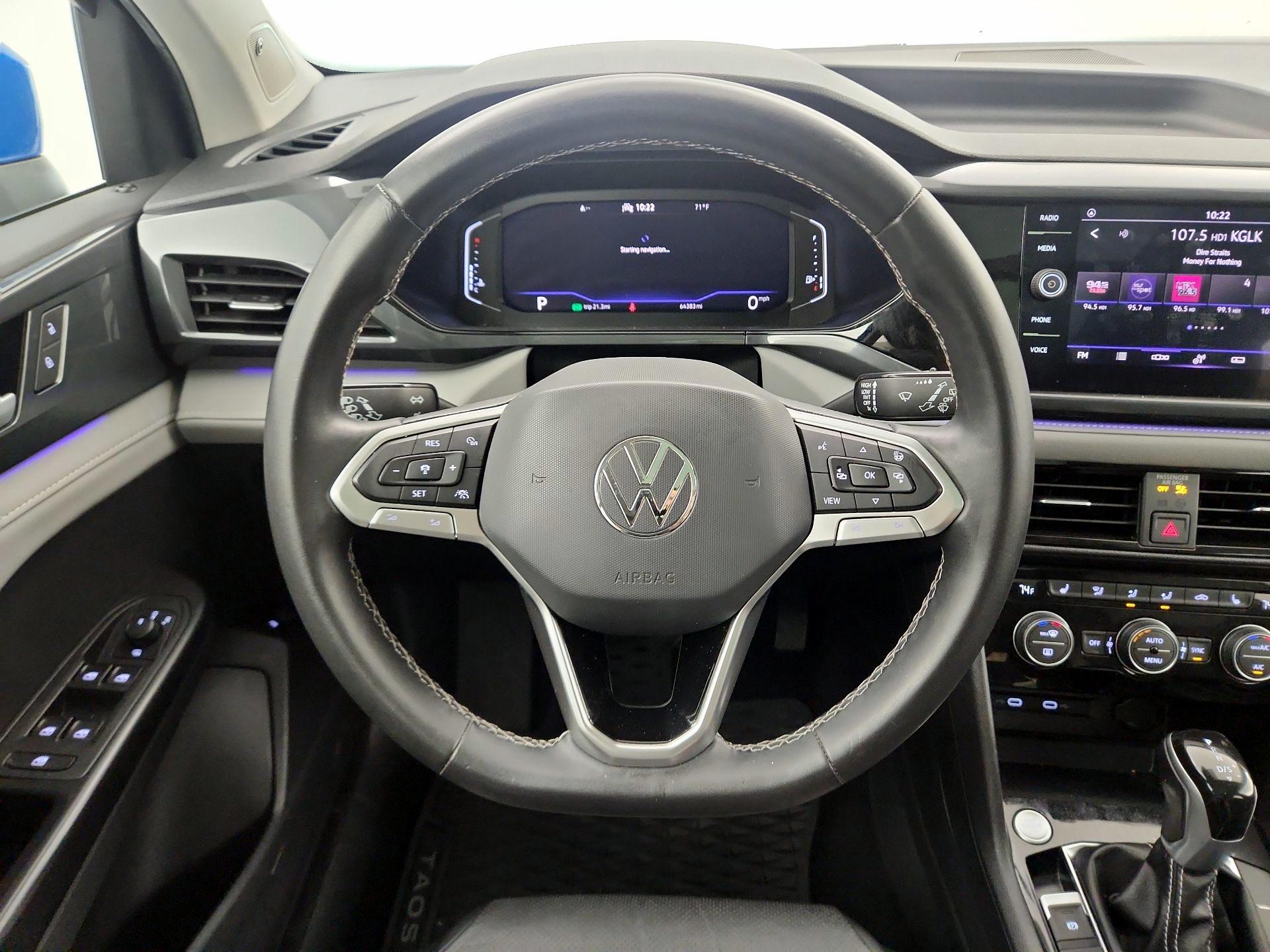 Thumbnail: 2022 Volkswagen Taos - 10