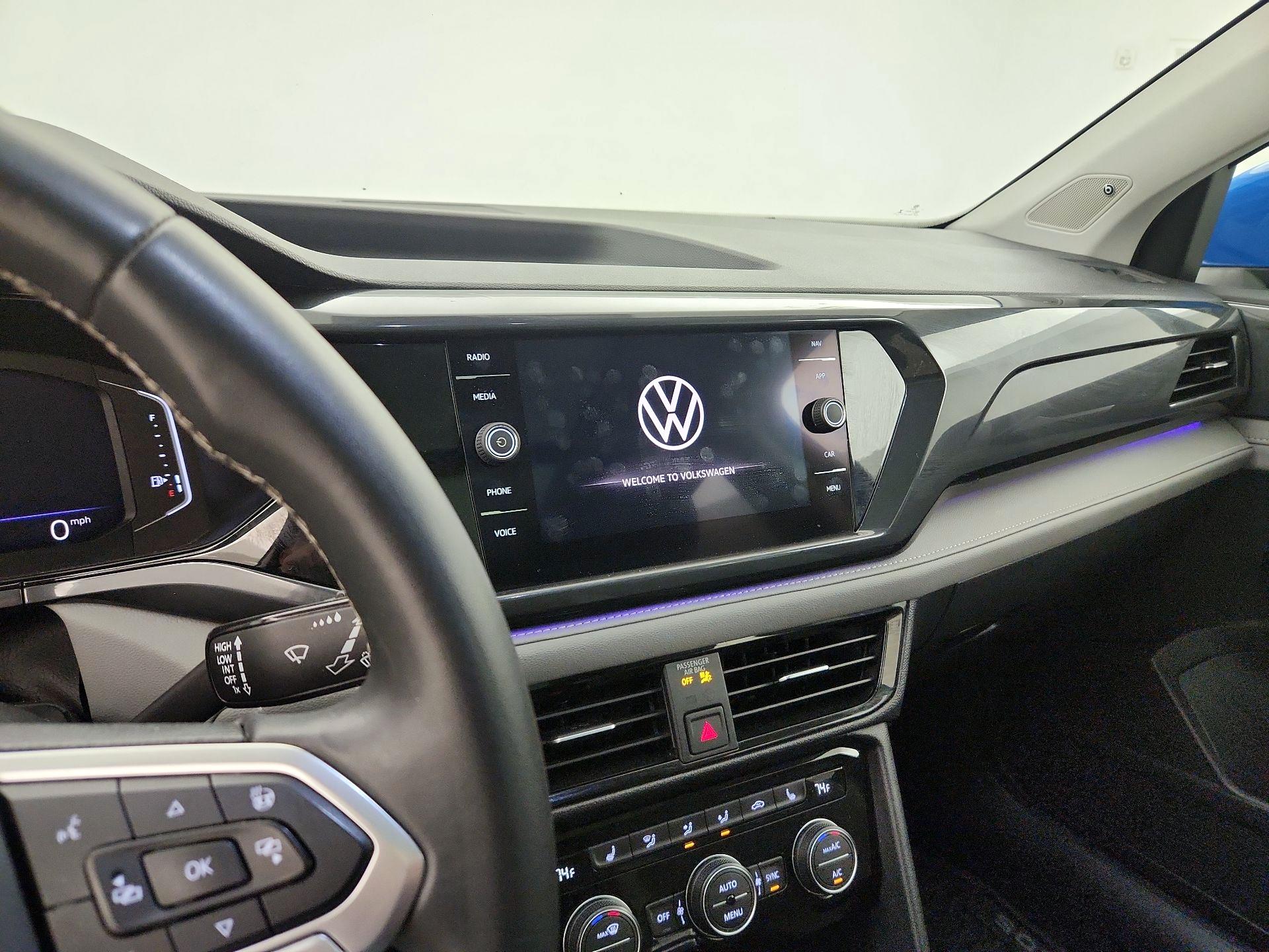 Thumbnail: 2022 Volkswagen Taos - 13