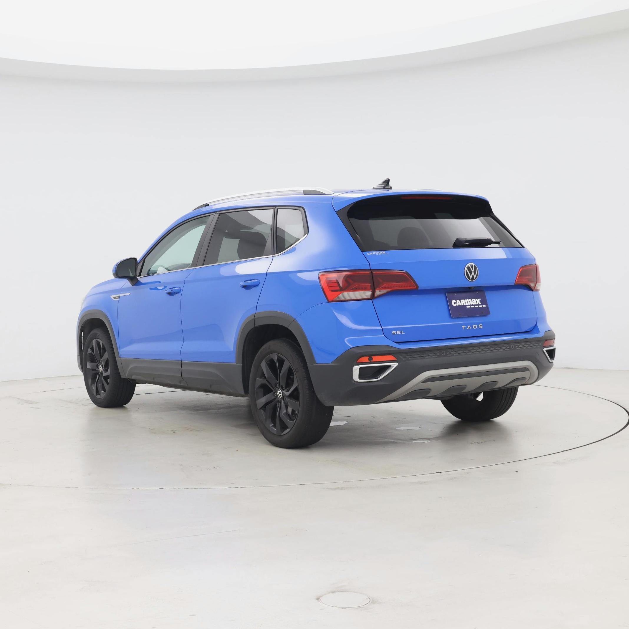 Thumbnail: 2022 Volkswagen Taos - 2