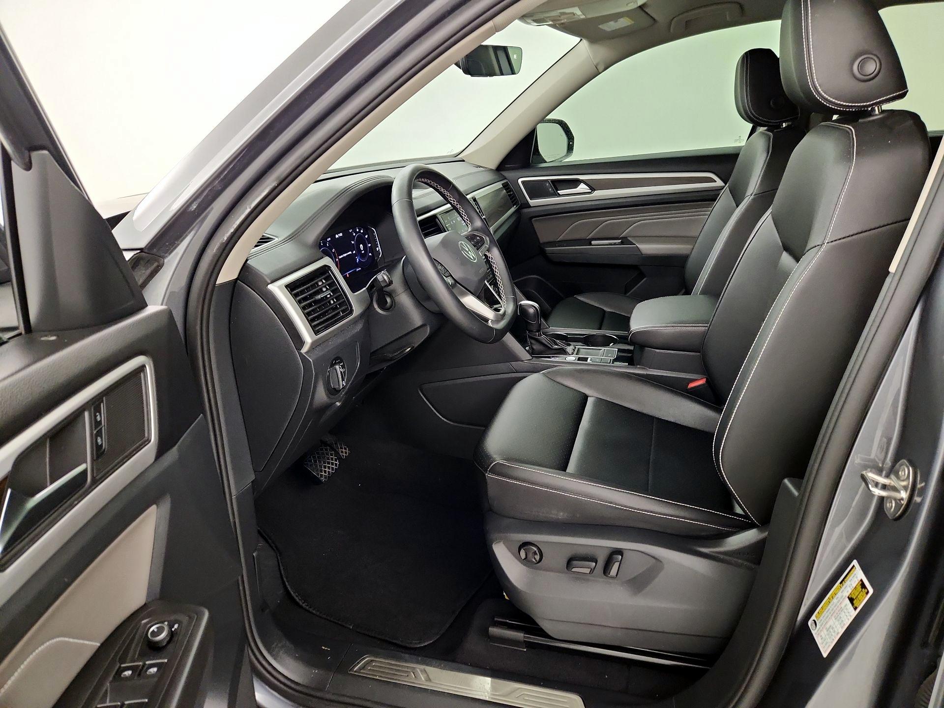 Thumbnail: 2023 Volkswagen Atlas - 11