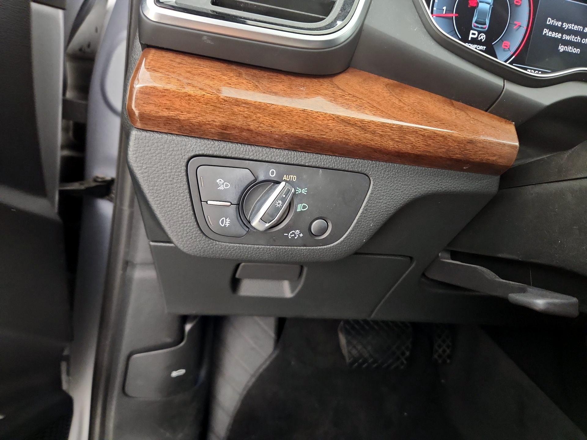 Thumbnail: 2022 Audi Q5 - 13