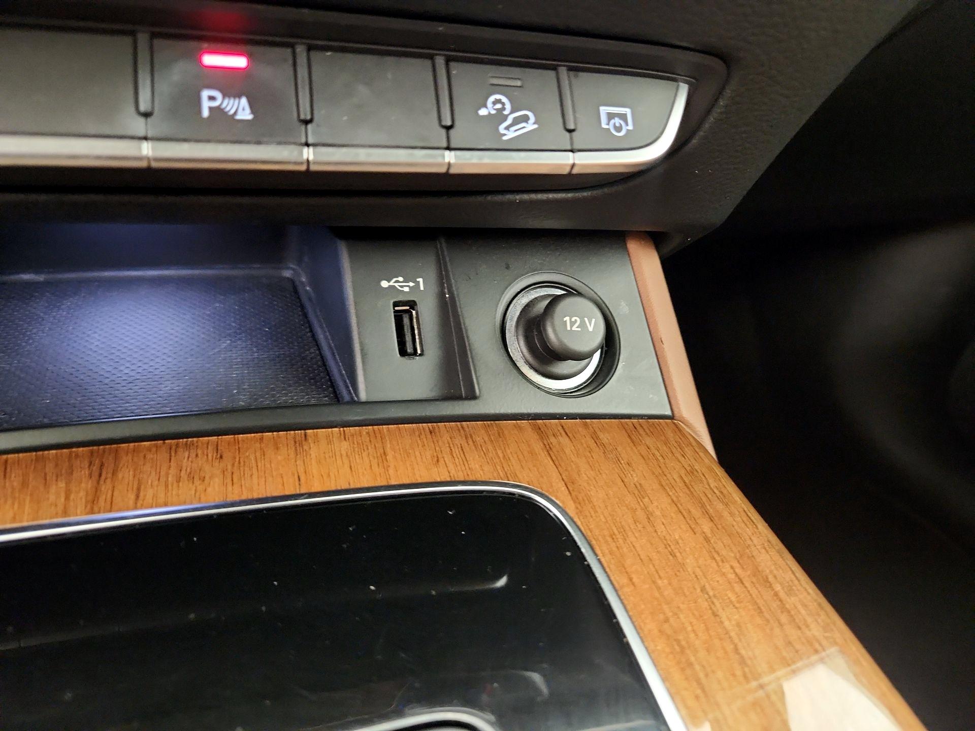 Thumbnail: 2022 Audi Q5 - 18