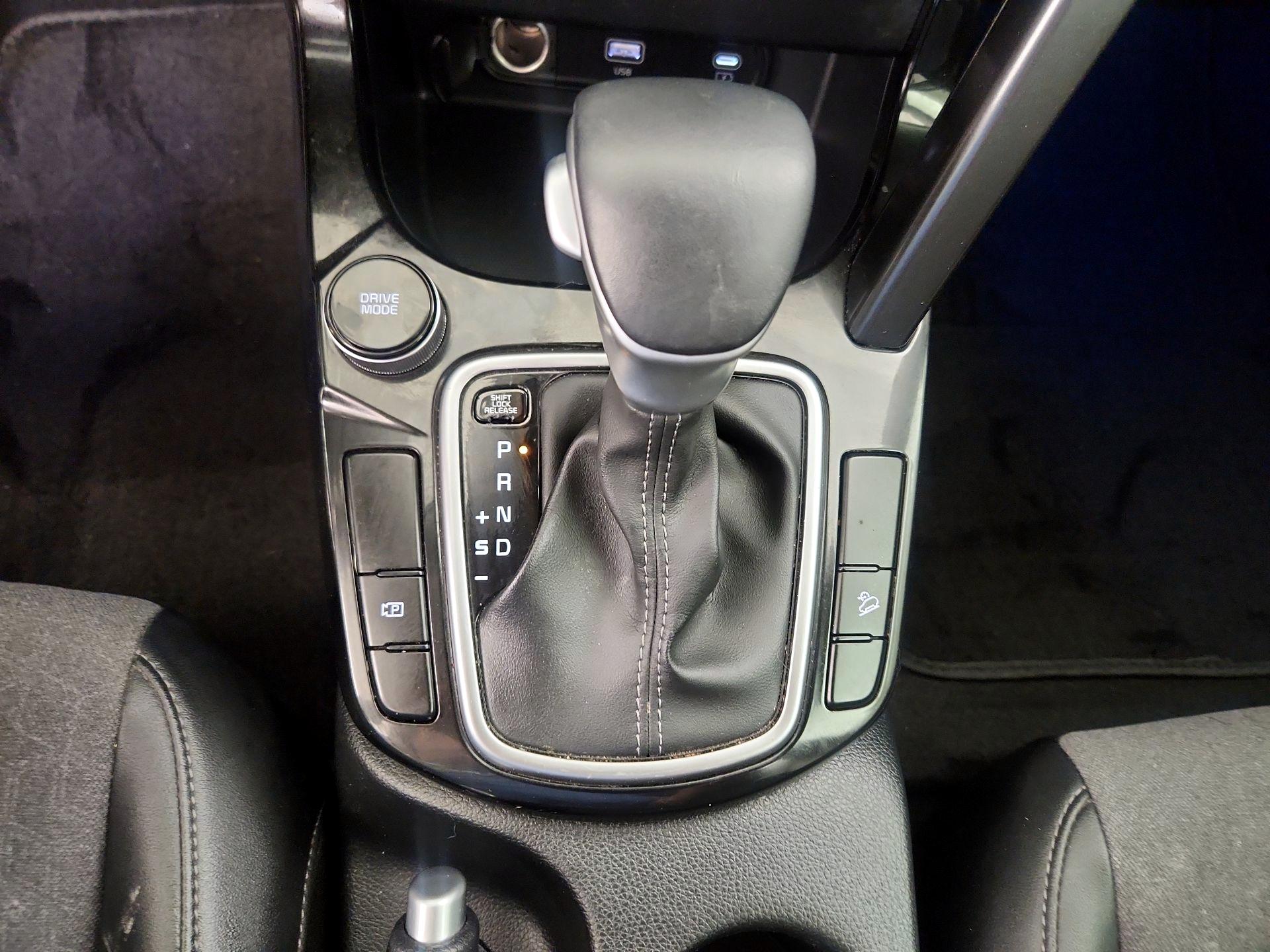 Thumbnail: 2024 Kia Seltos - 18