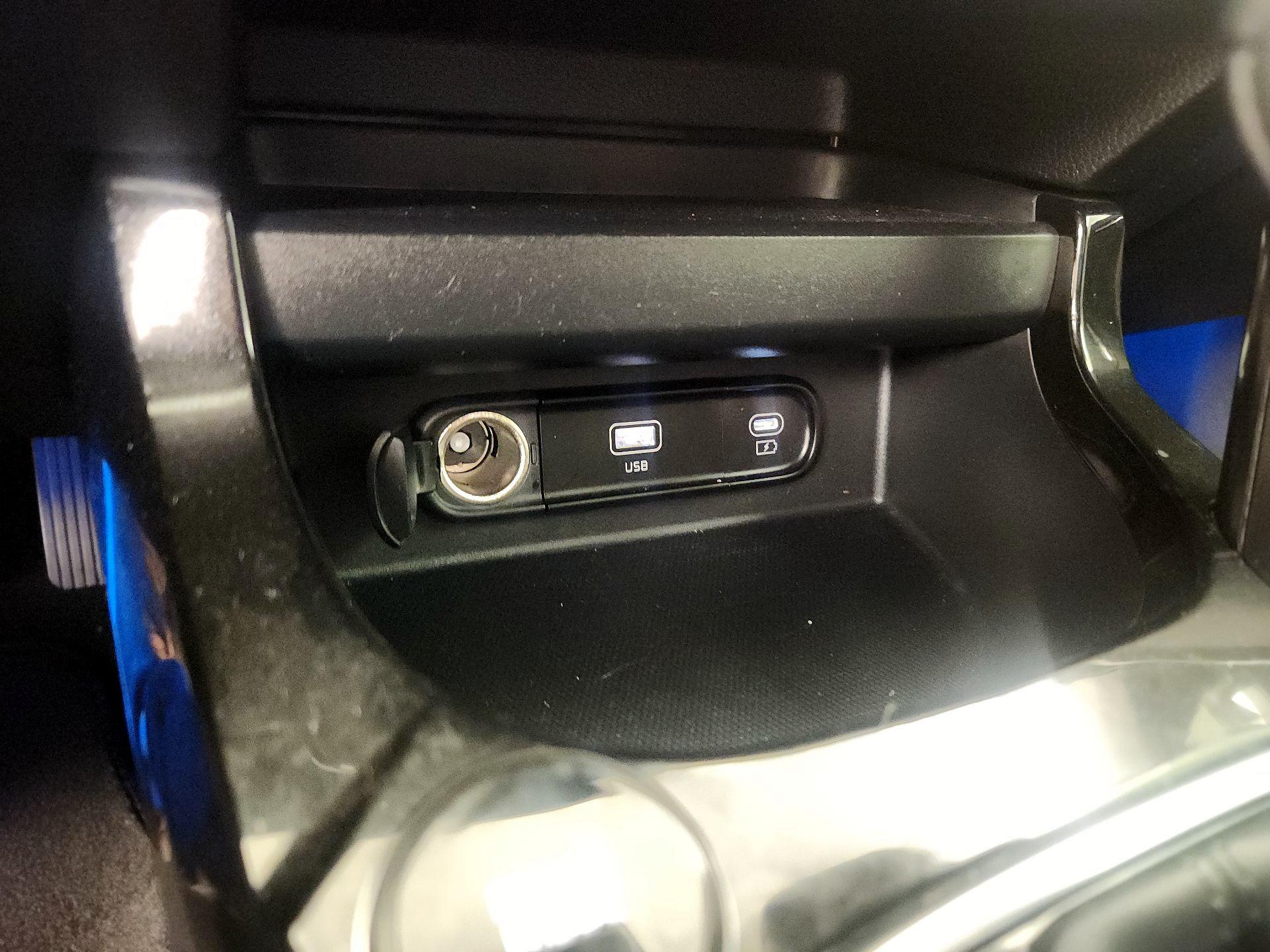 Thumbnail: 2024 Kia Seltos - 19