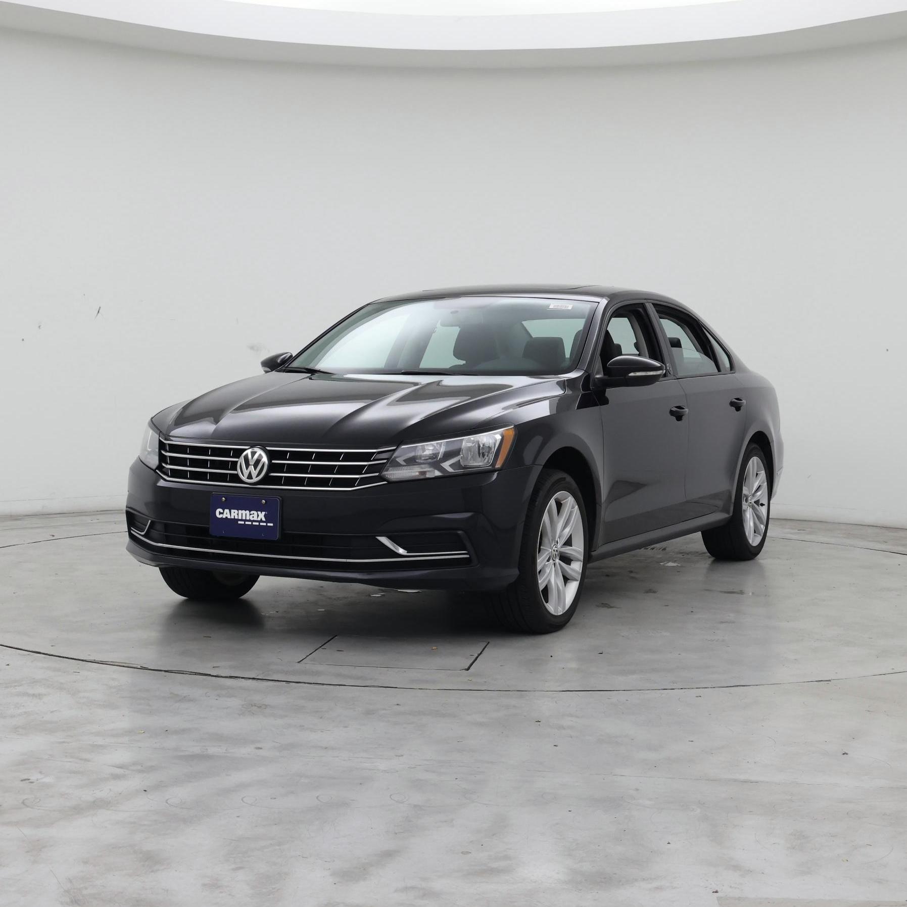 Thumbnail: 2019 Volkswagen Passat - 4