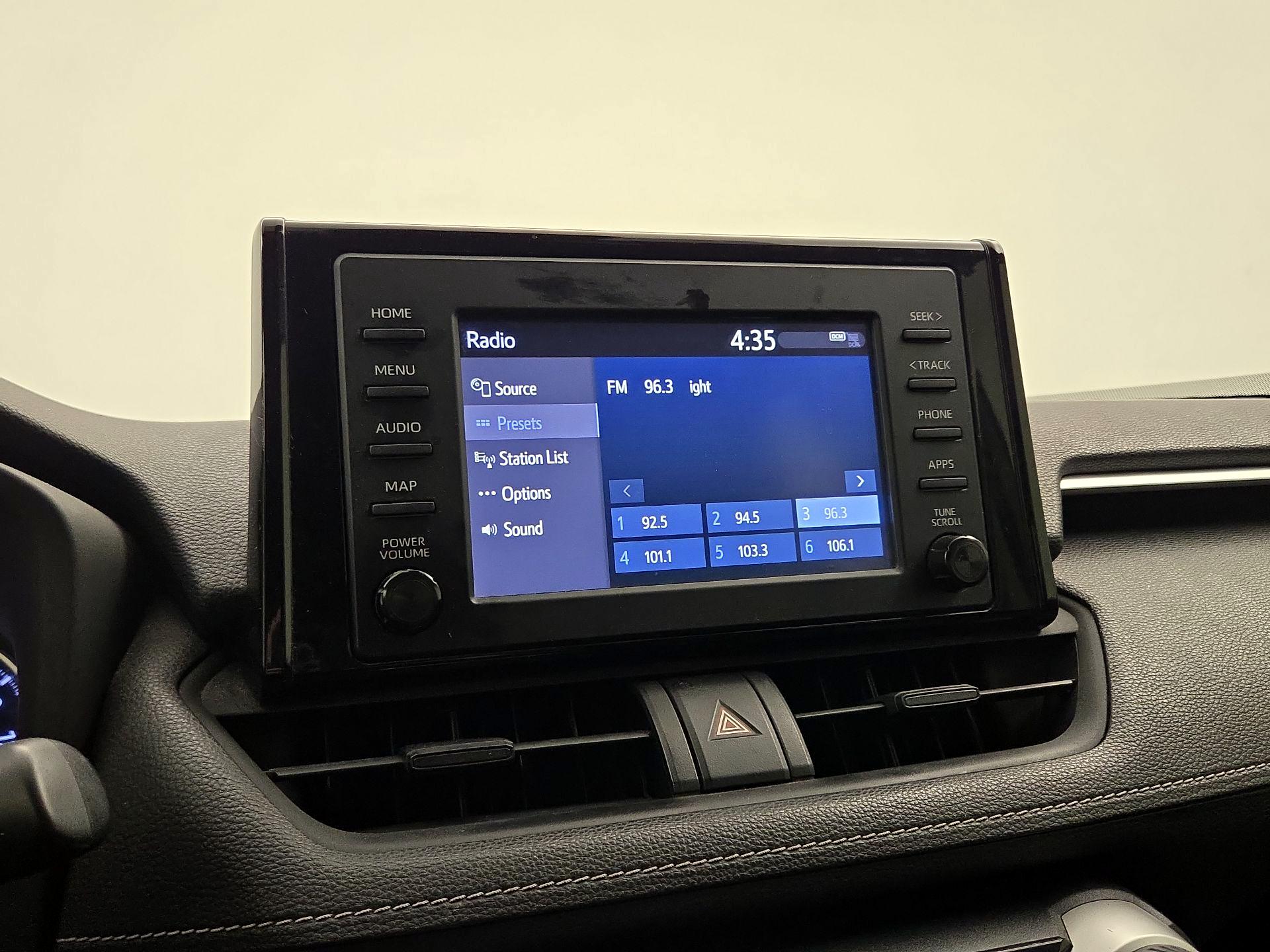Thumbnail: 2019 Toyota RAV4 - 15