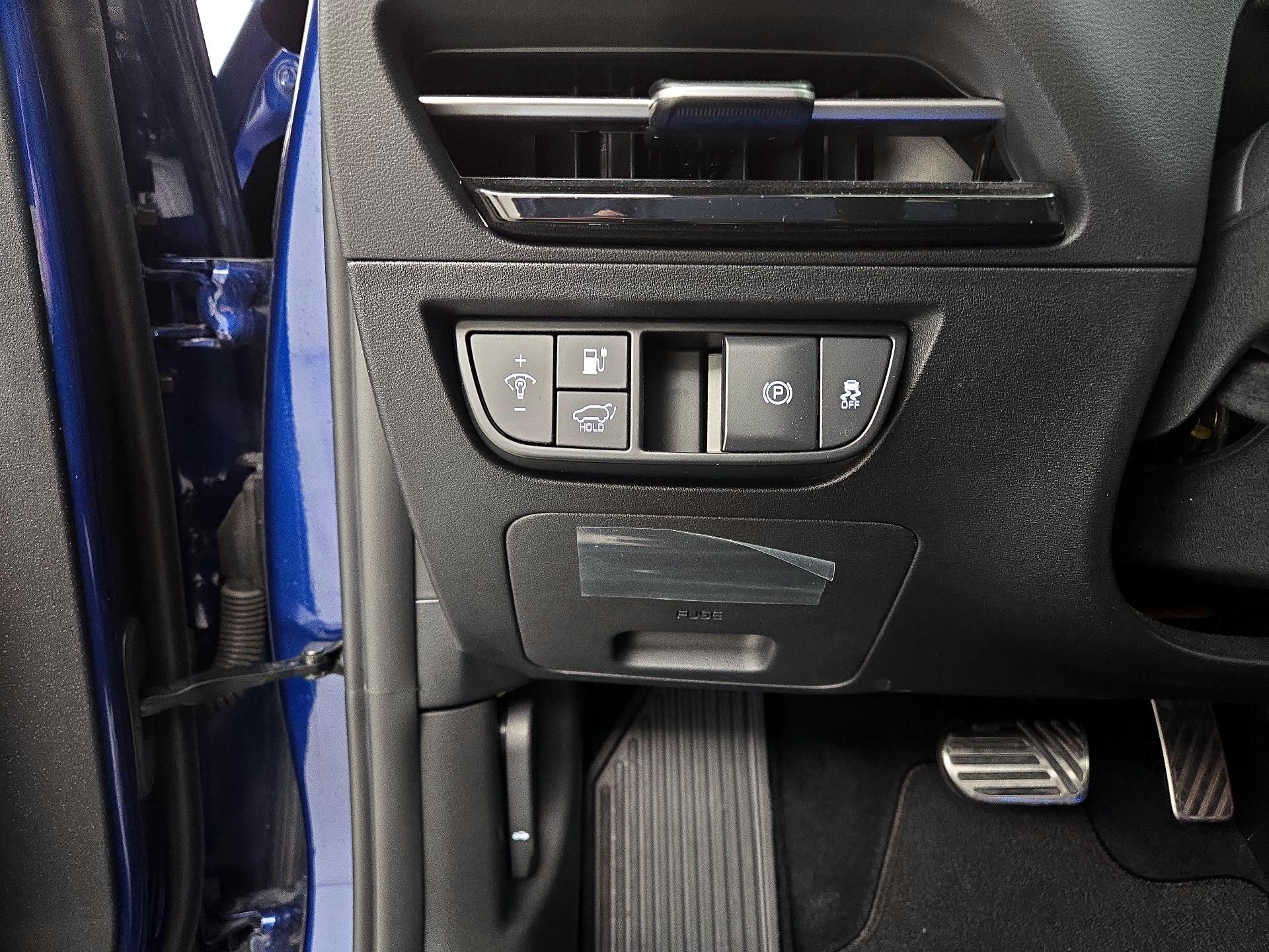 Thumbnail: 2024 Kia EV6 - 13