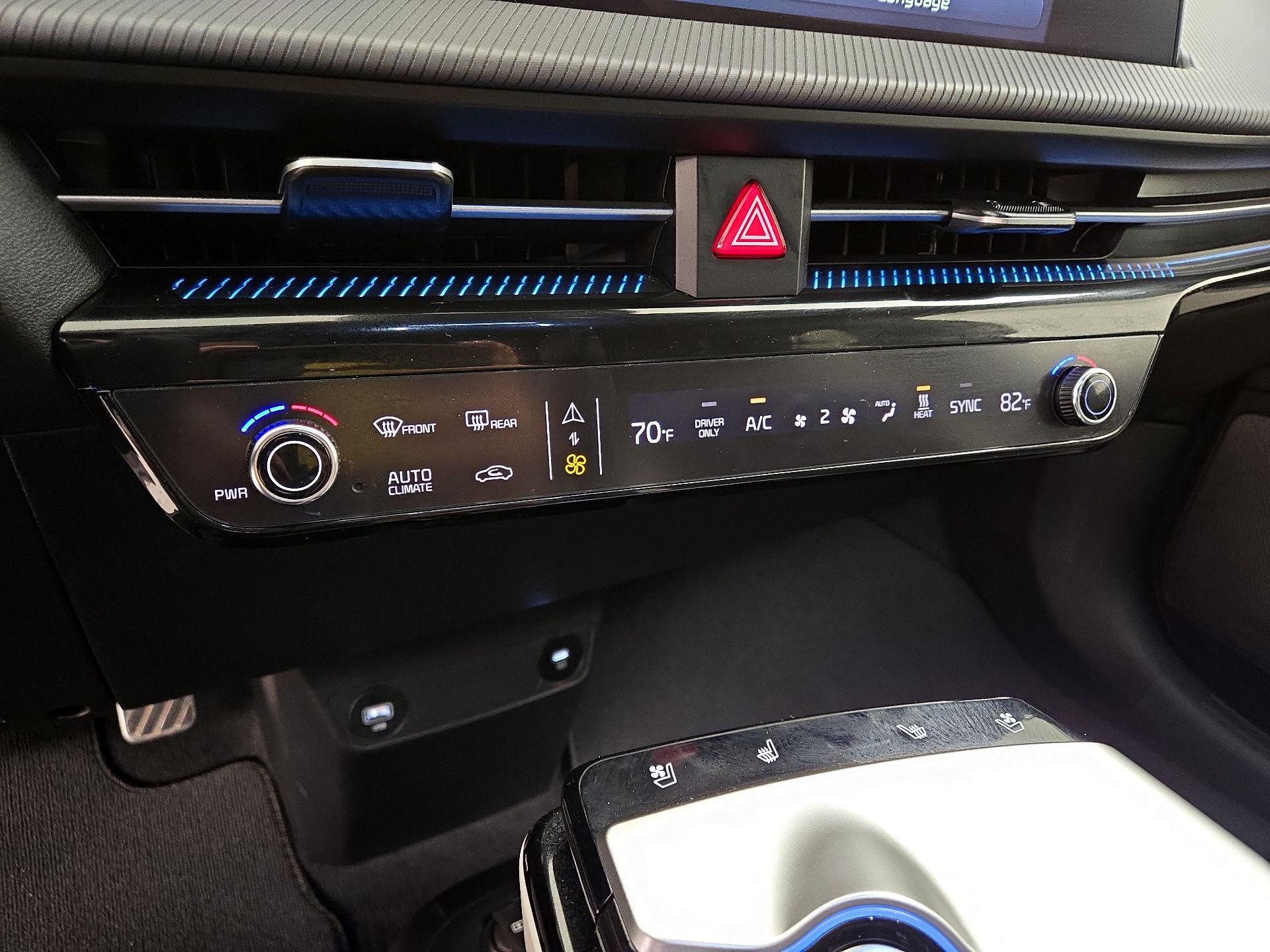 Thumbnail: 2024 Kia EV6 - 17