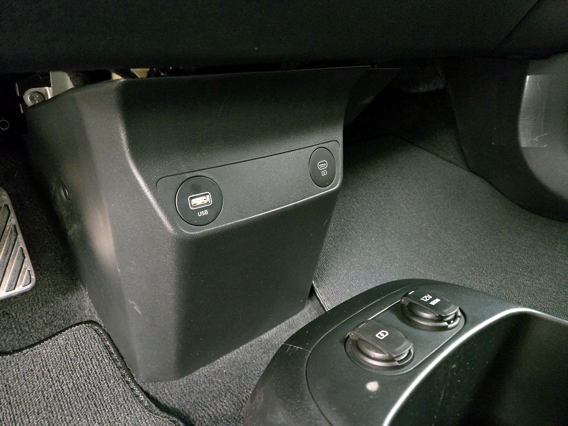 Thumbnail: 2024 Kia EV6 - 19