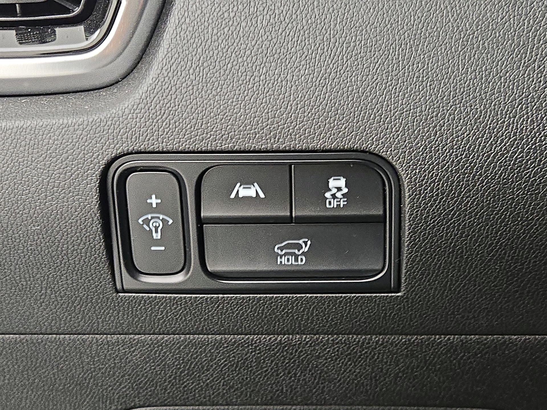 Thumbnail: 2023 Kia Sorento - 13