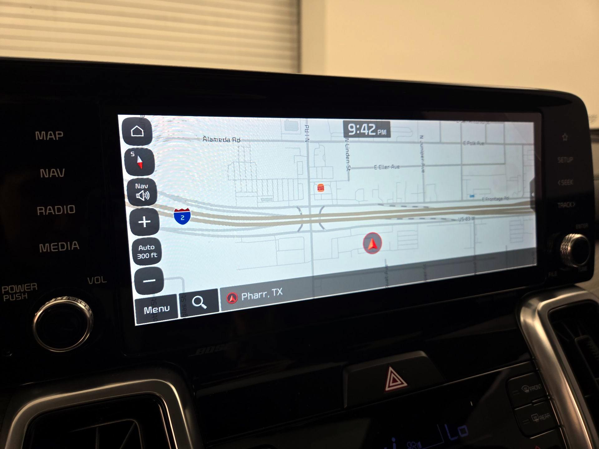 Thumbnail: 2023 Kia Sorento - 14