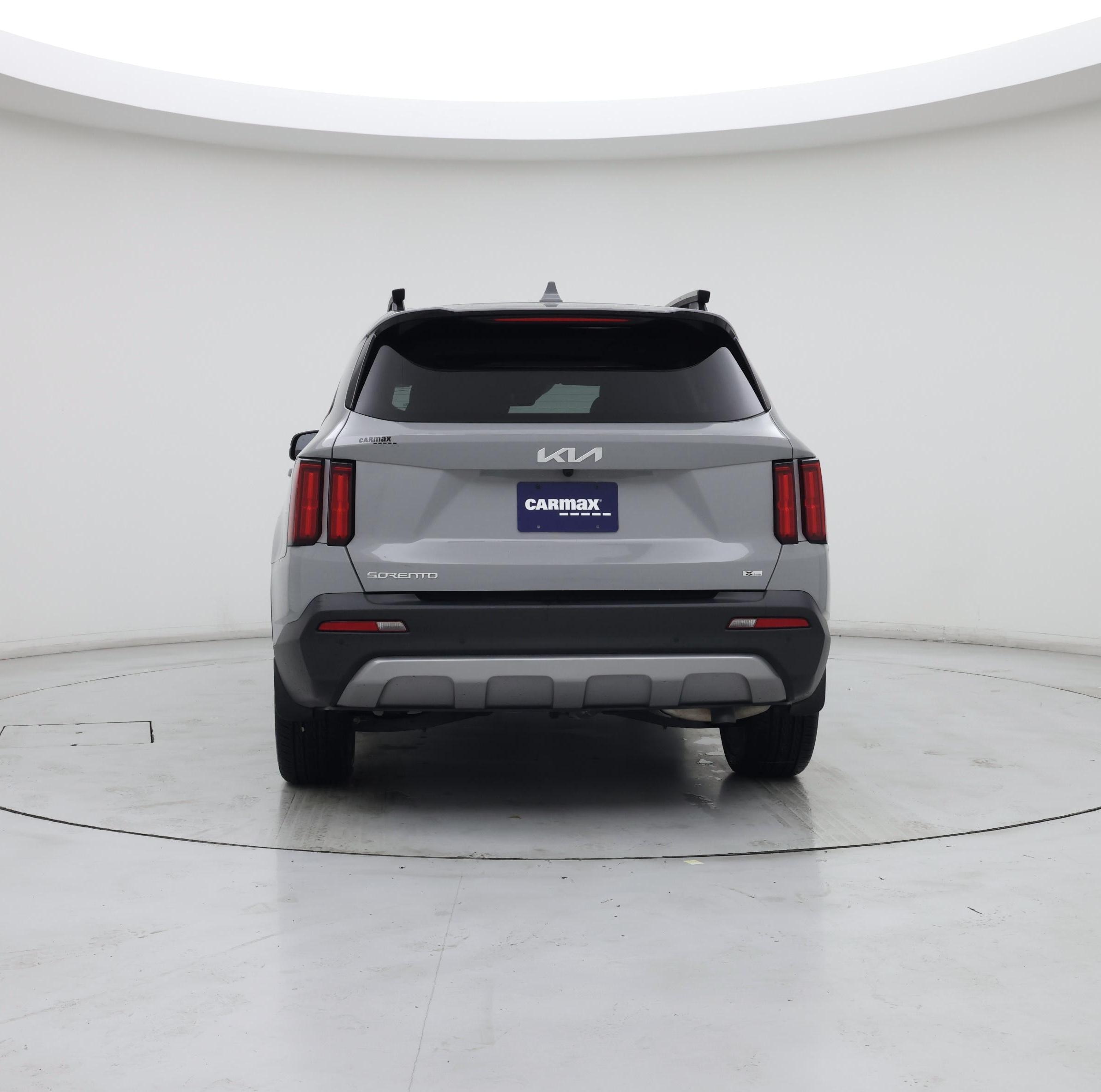 Thumbnail: 2023 Kia Sorento - 6