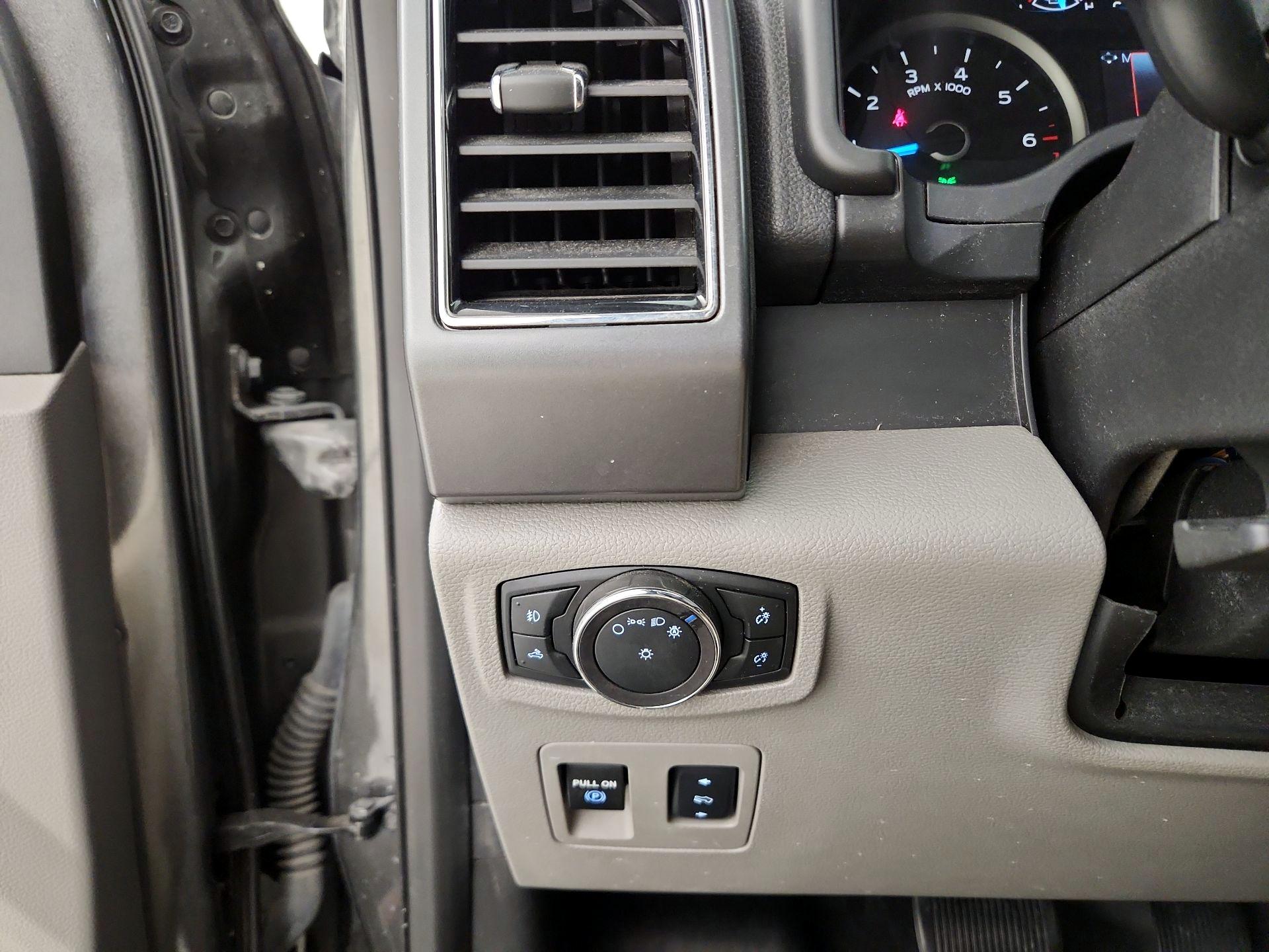 Thumbnail: 2018 Ford F-150 - 13