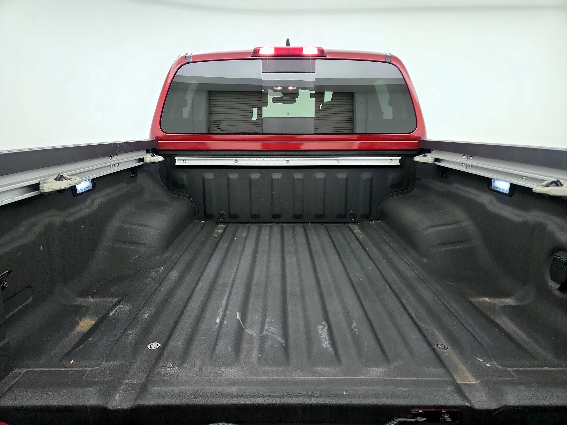 Thumbnail: 2024 Nissan Frontier - 20