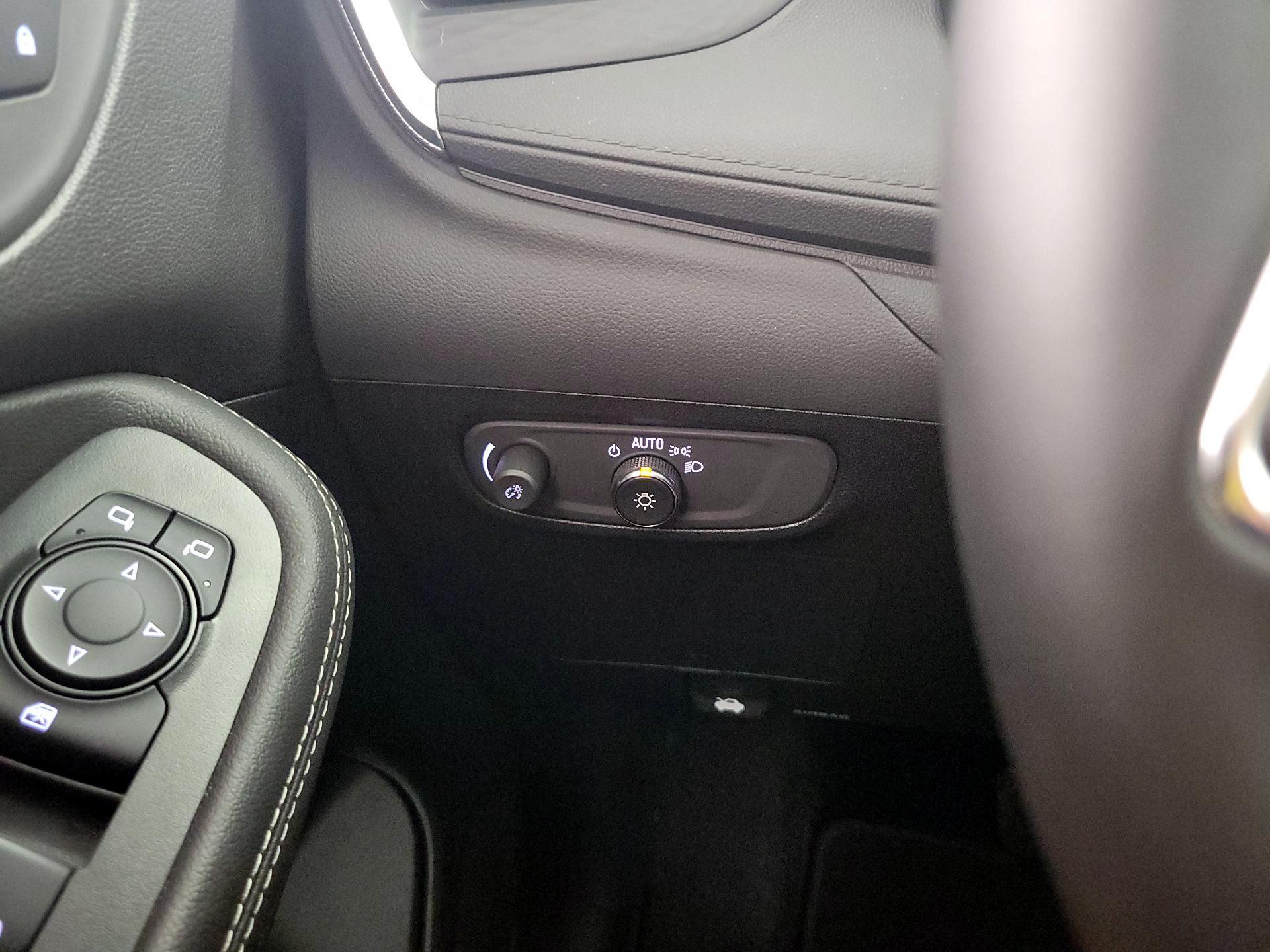 Thumbnail: 2025 Buick Encore GX - 13