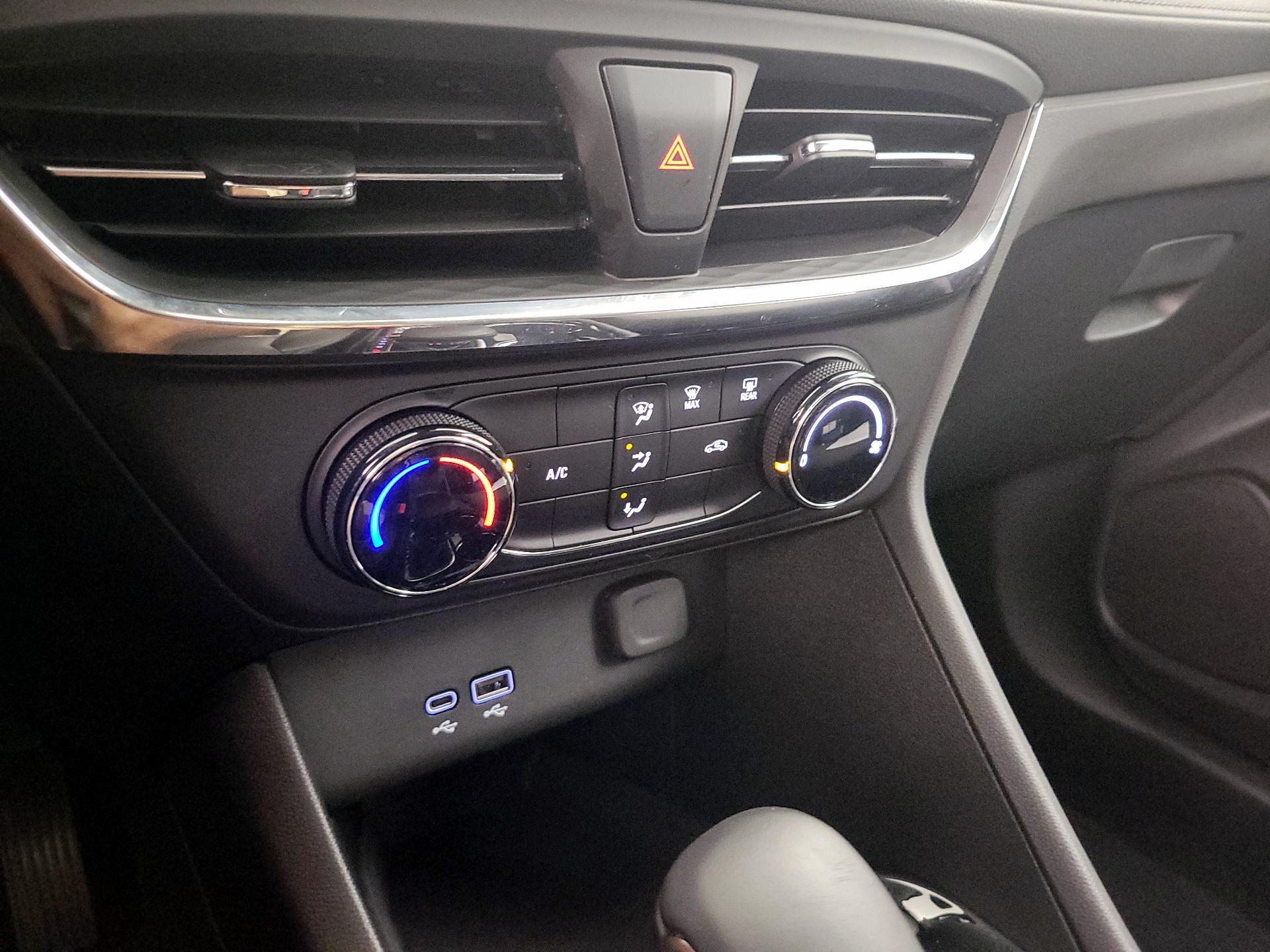 Thumbnail: 2025 Buick Encore GX - 16