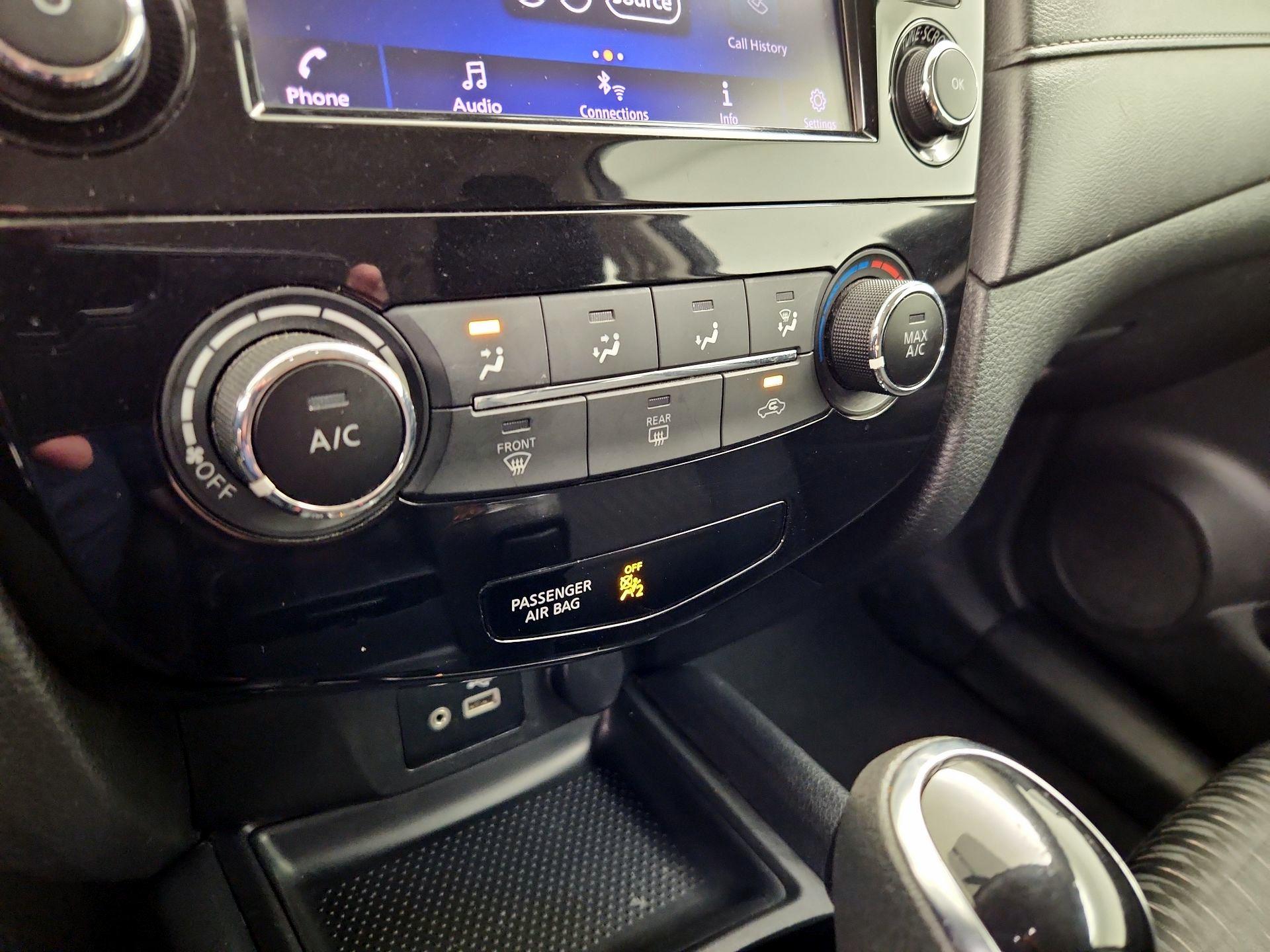 Thumbnail: 2018 Nissan Rogue - 16