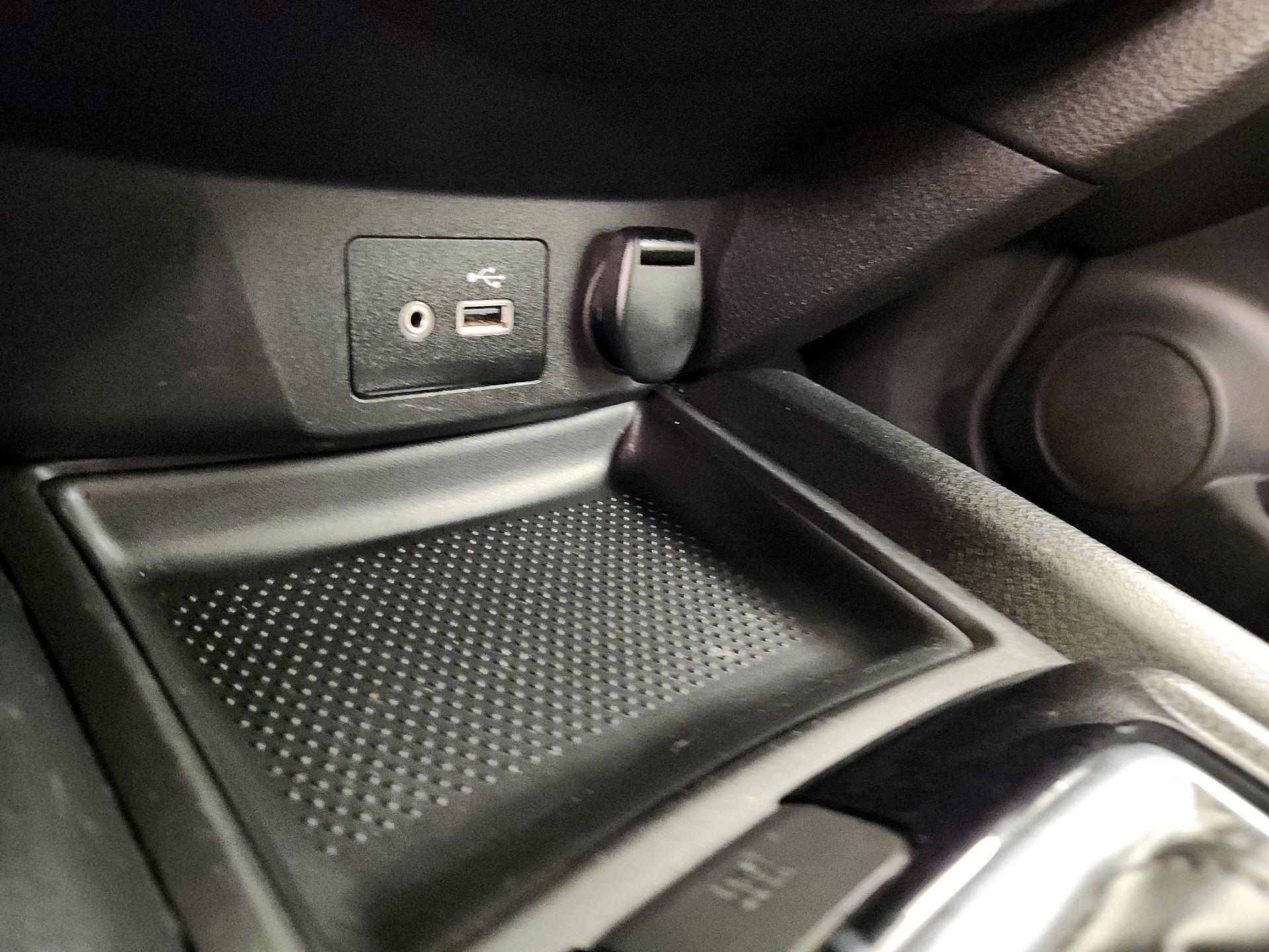 Thumbnail: 2018 Nissan Rogue - 18