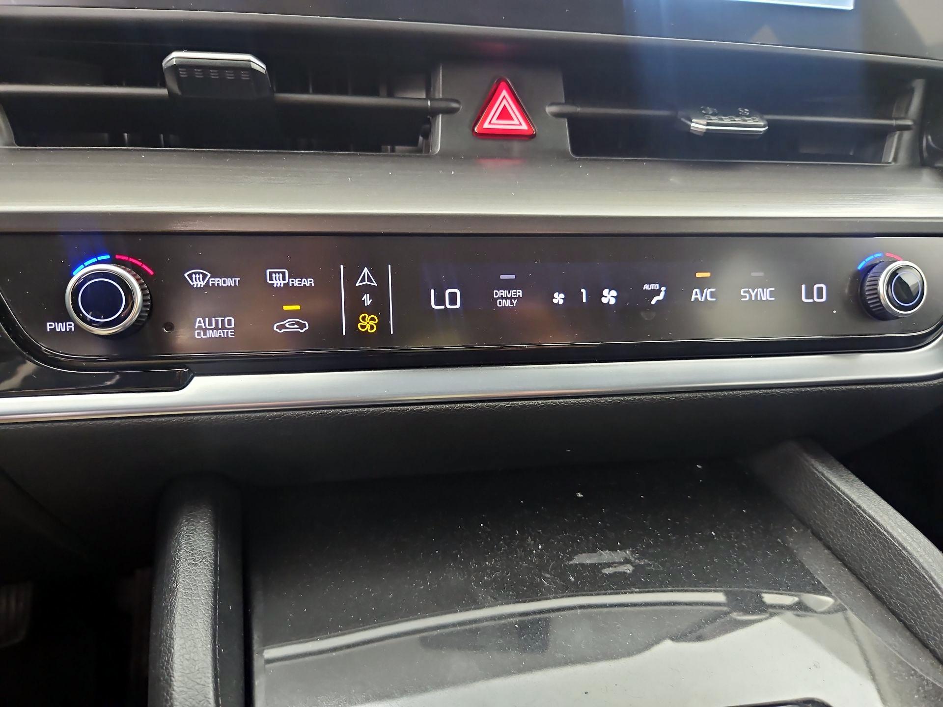 Thumbnail: 2024 Kia Sportage - 17