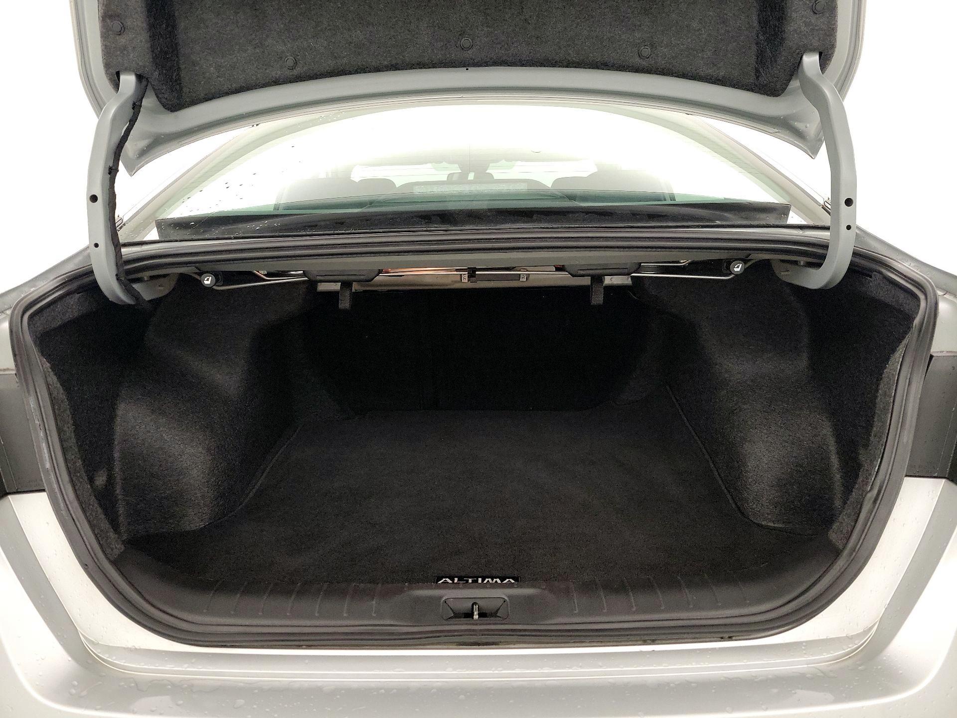 Thumbnail: 2024 Nissan Altima - 20