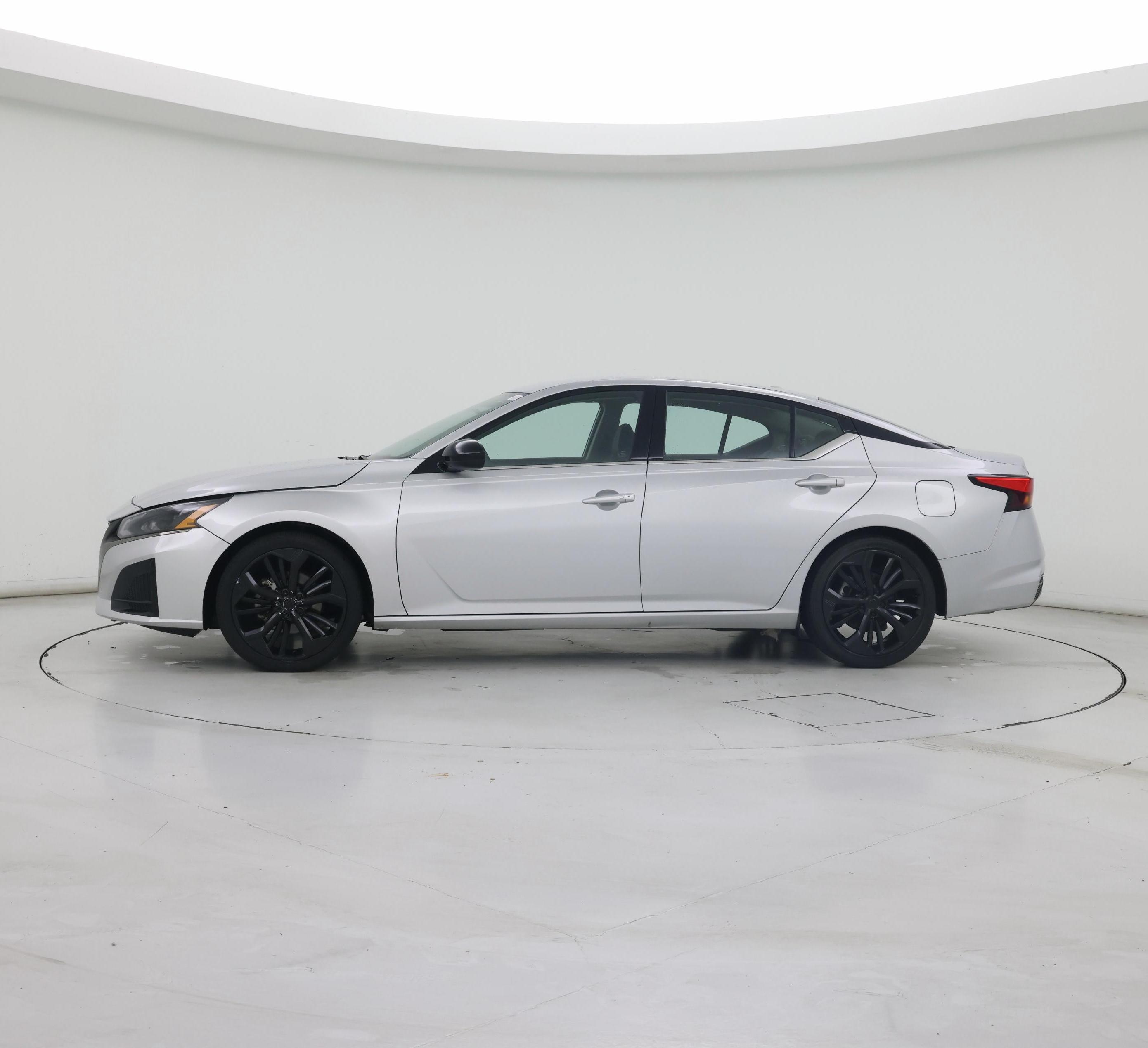 Thumbnail: 2024 Nissan Altima - 3