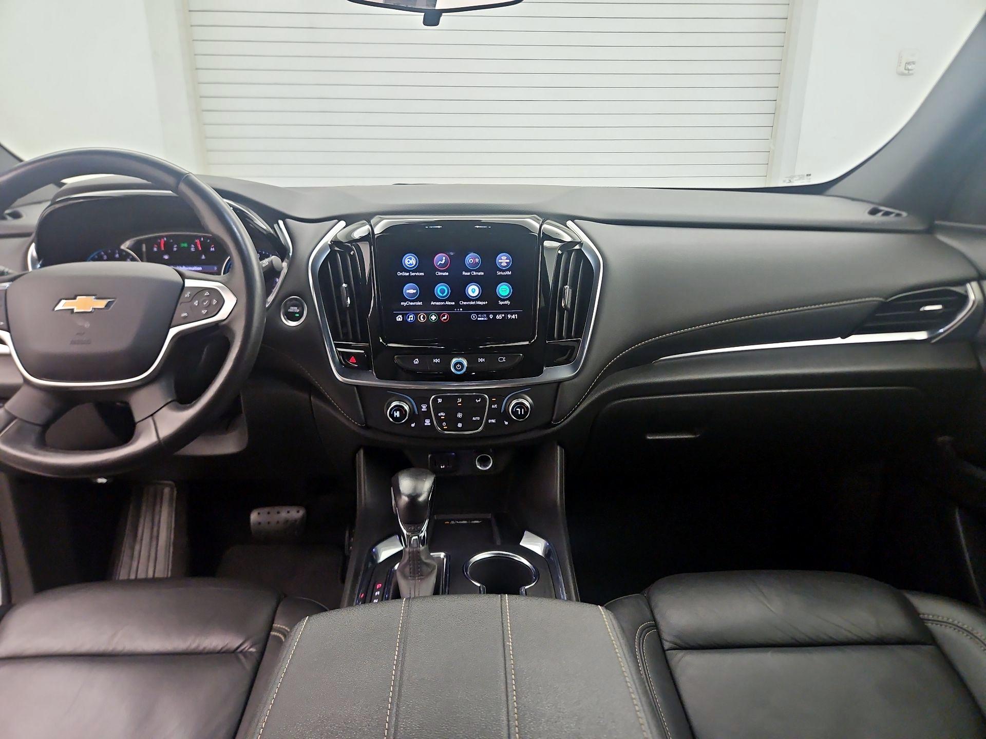 Thumbnail: 2022 Chevrolet Traverse - 9